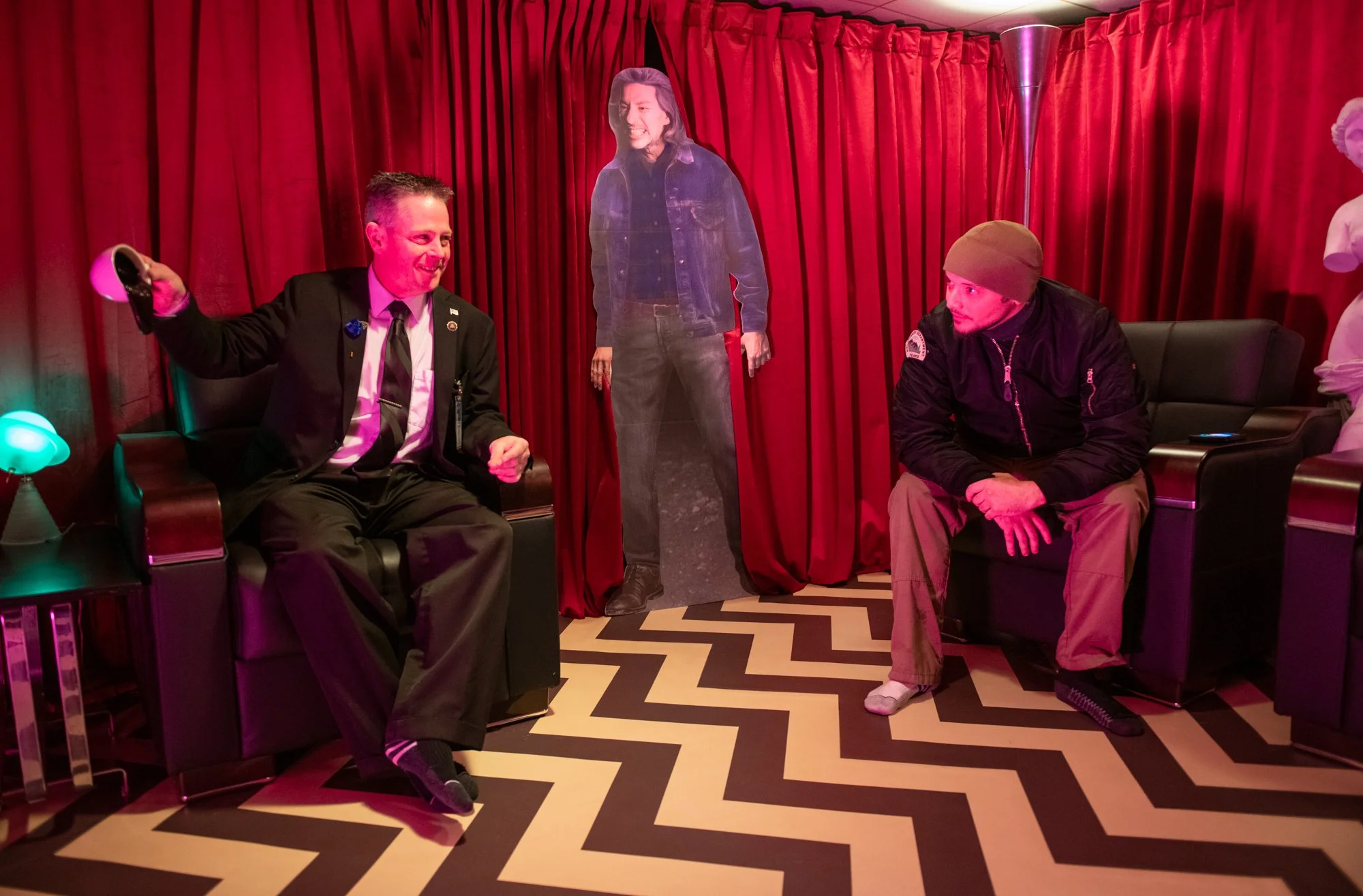 redroom-025.jpg