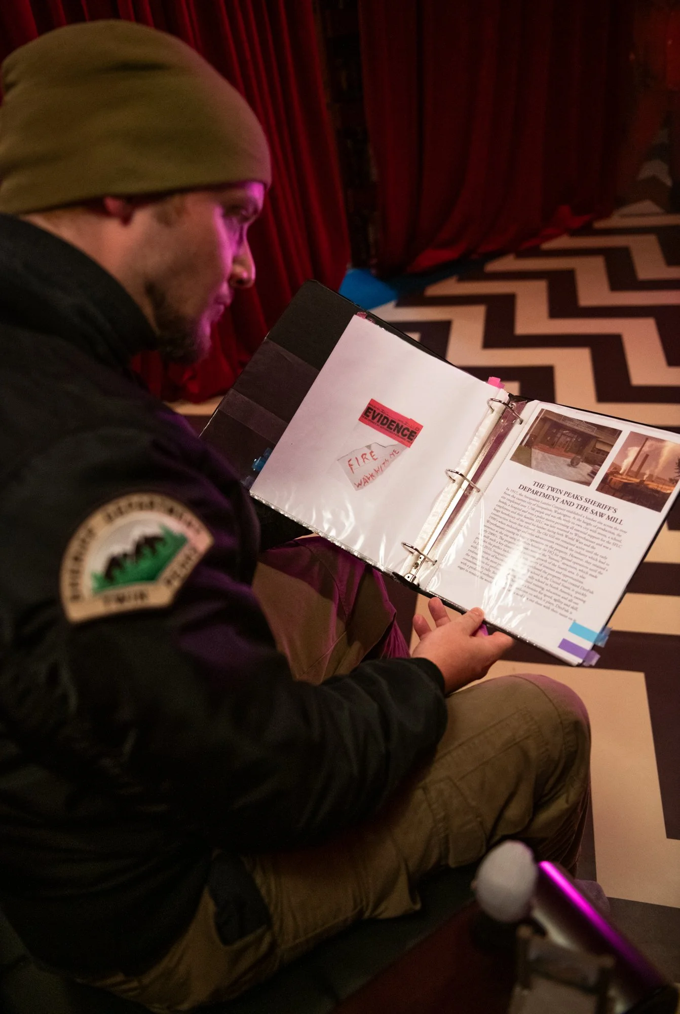redroom-051.jpg