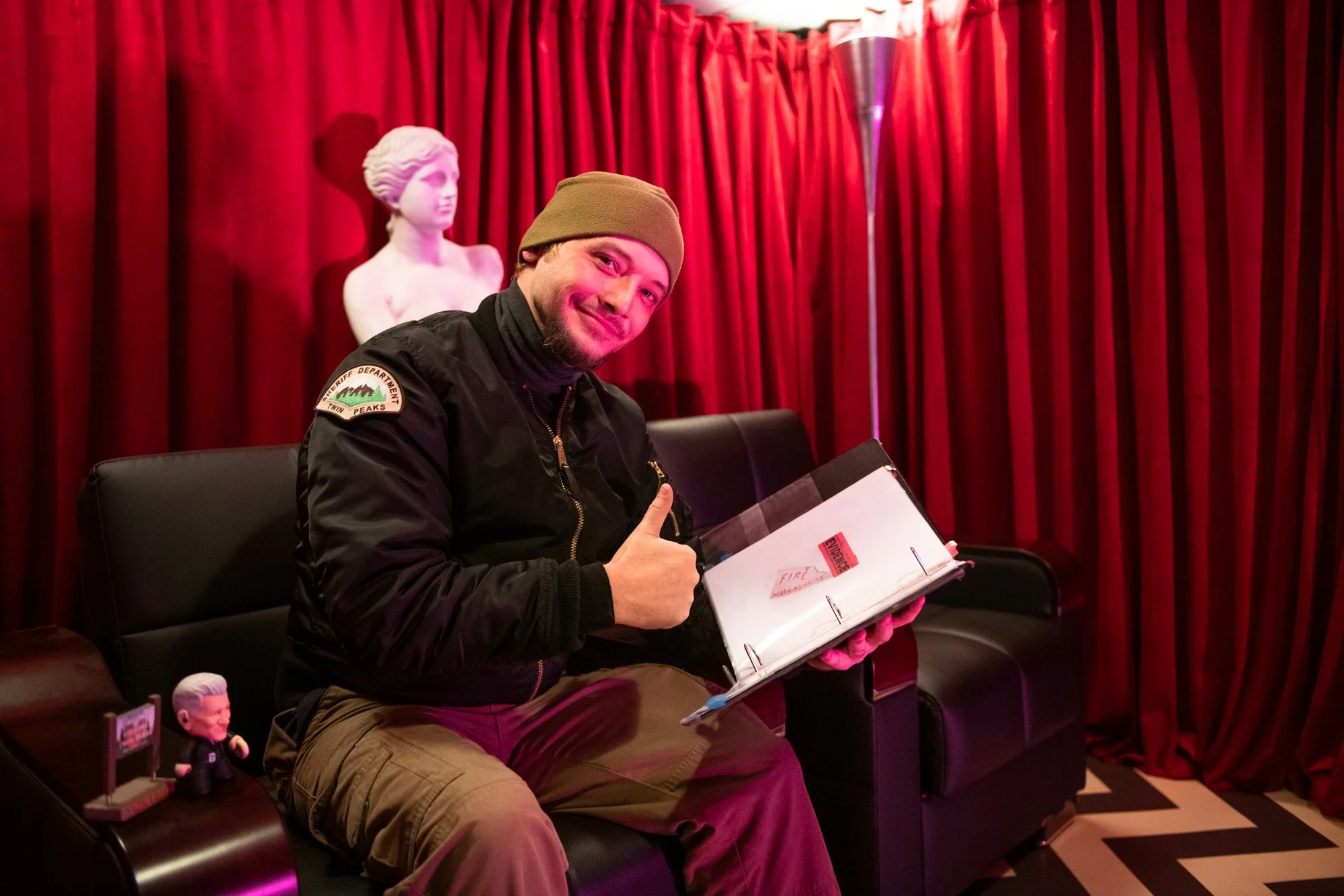 redroom-054.jpg