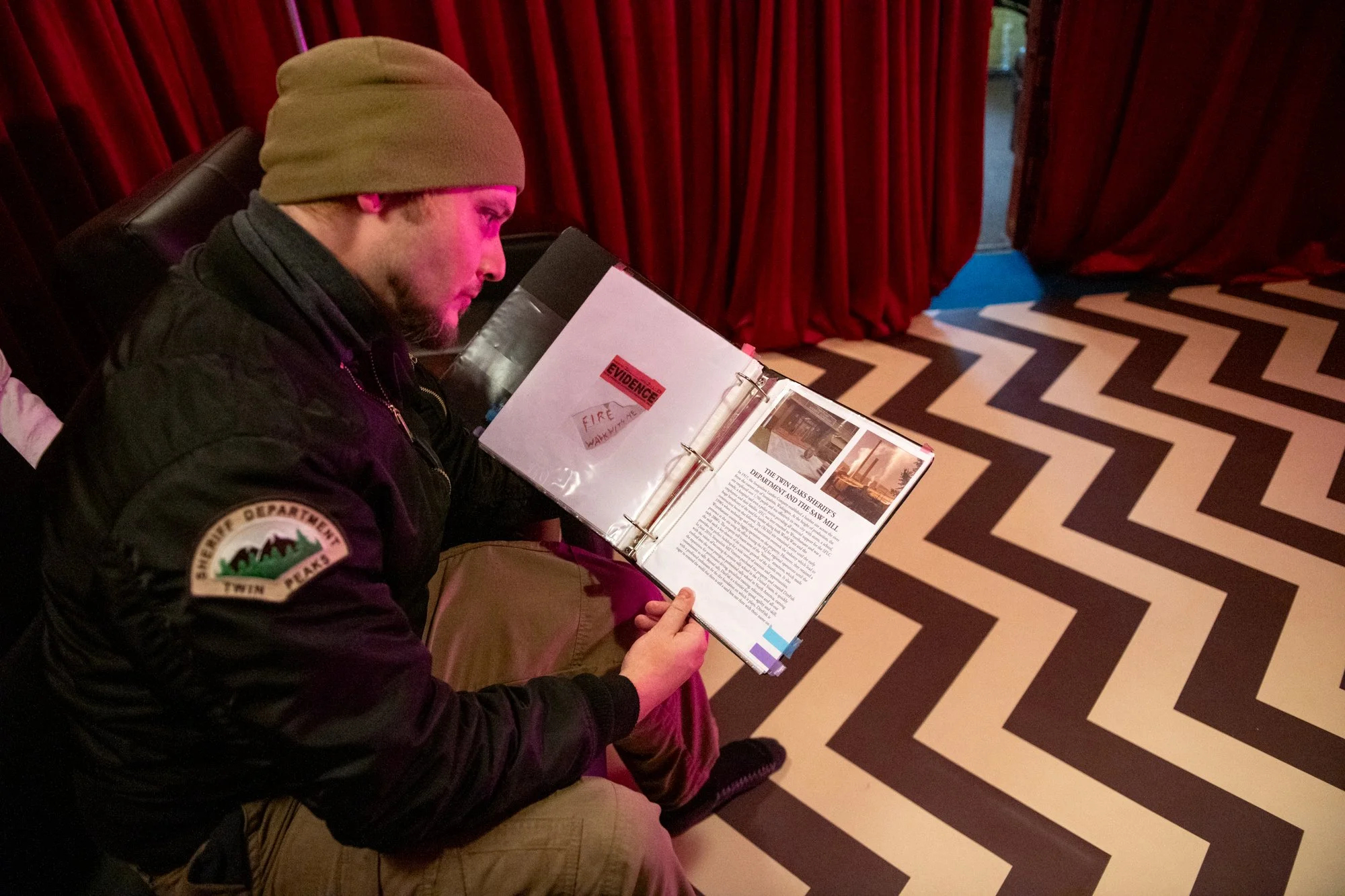 redroom-055.jpg