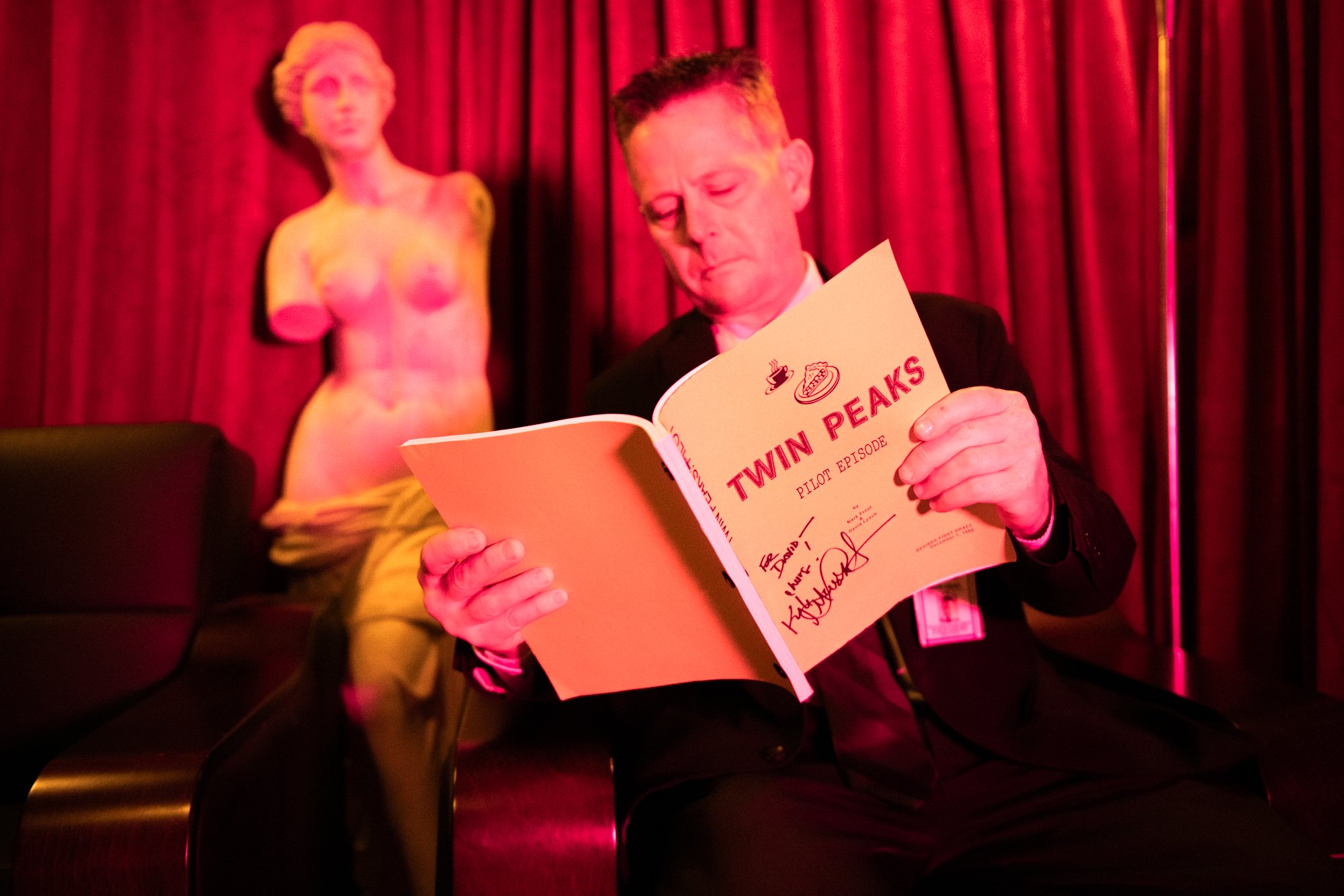 redroom-067.jpg