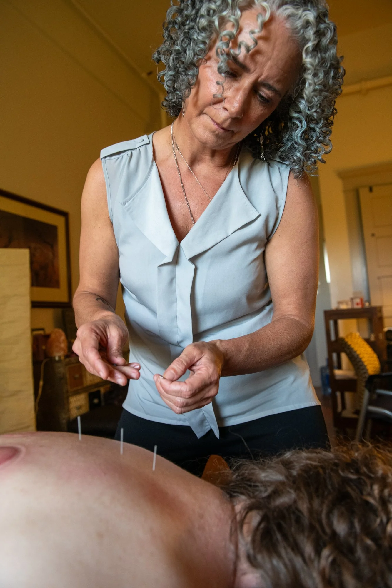julie-acupuncture-10.jpg