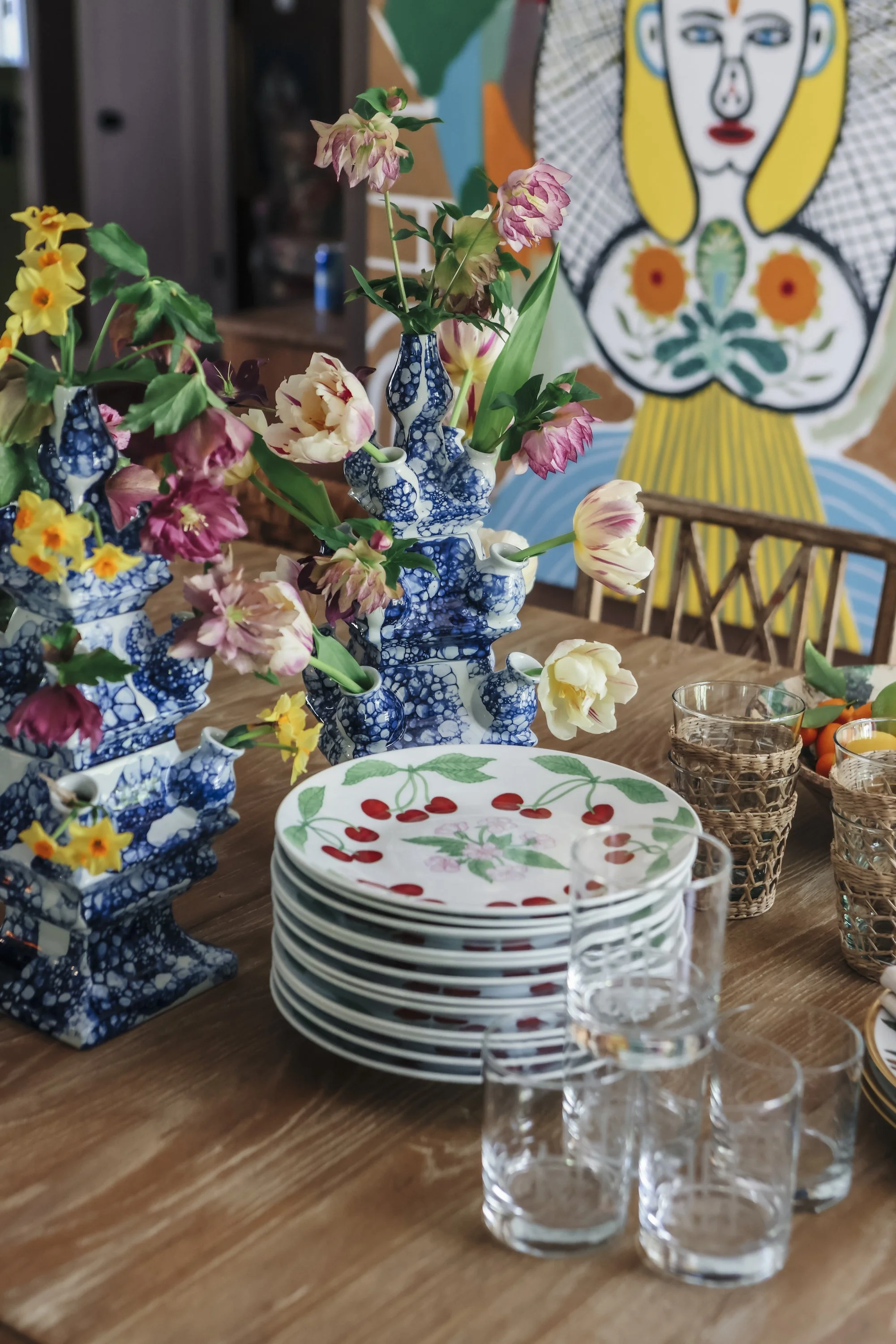 W- Off Duty TABLE0329_62848-0256.jpg