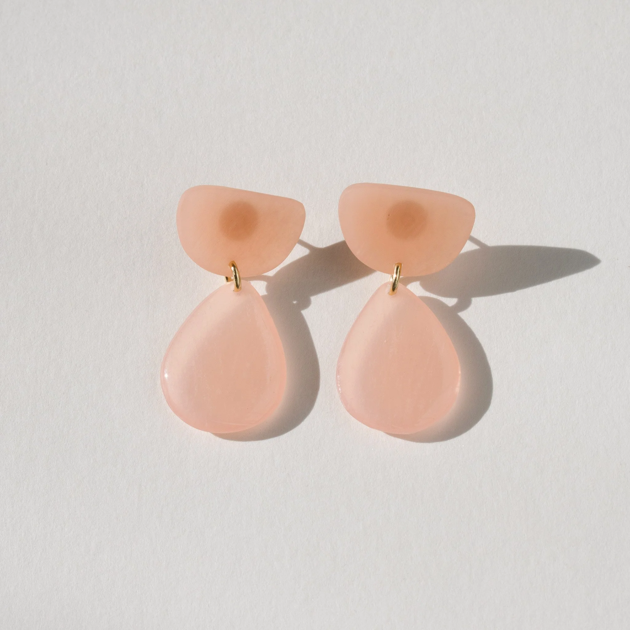 Teardrop Drop Short in Cantaloupe