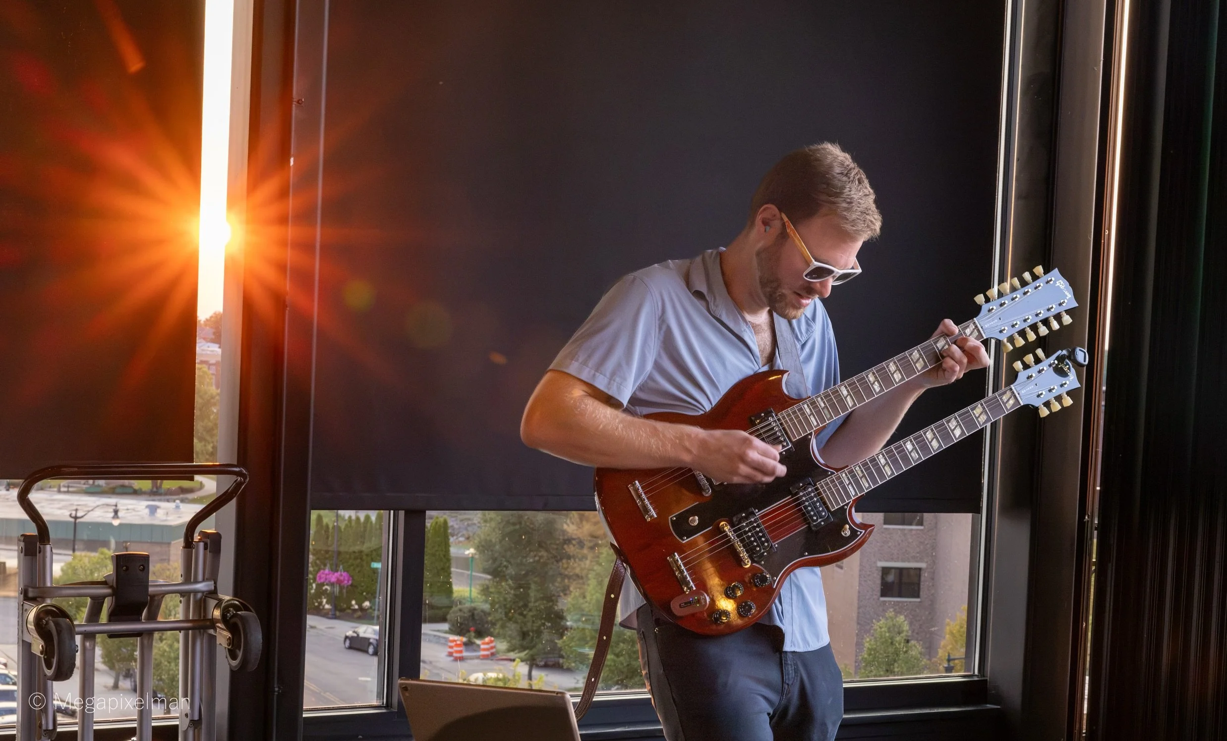 See you this week 😀🎸 
  Sep 10, Thu &mdash; 11:30 AM: The Green at 320, Chicago @thegreenat320 
* Sep 10, Thu &mdash; 5:30 PM: Mary&rsquo;s Market, Roscoe @marysmarket815 
* Sep 11, Fri &mdash; 5:00 PM: Happy Times Pub, Elkhorn @happytimespub 
* Se