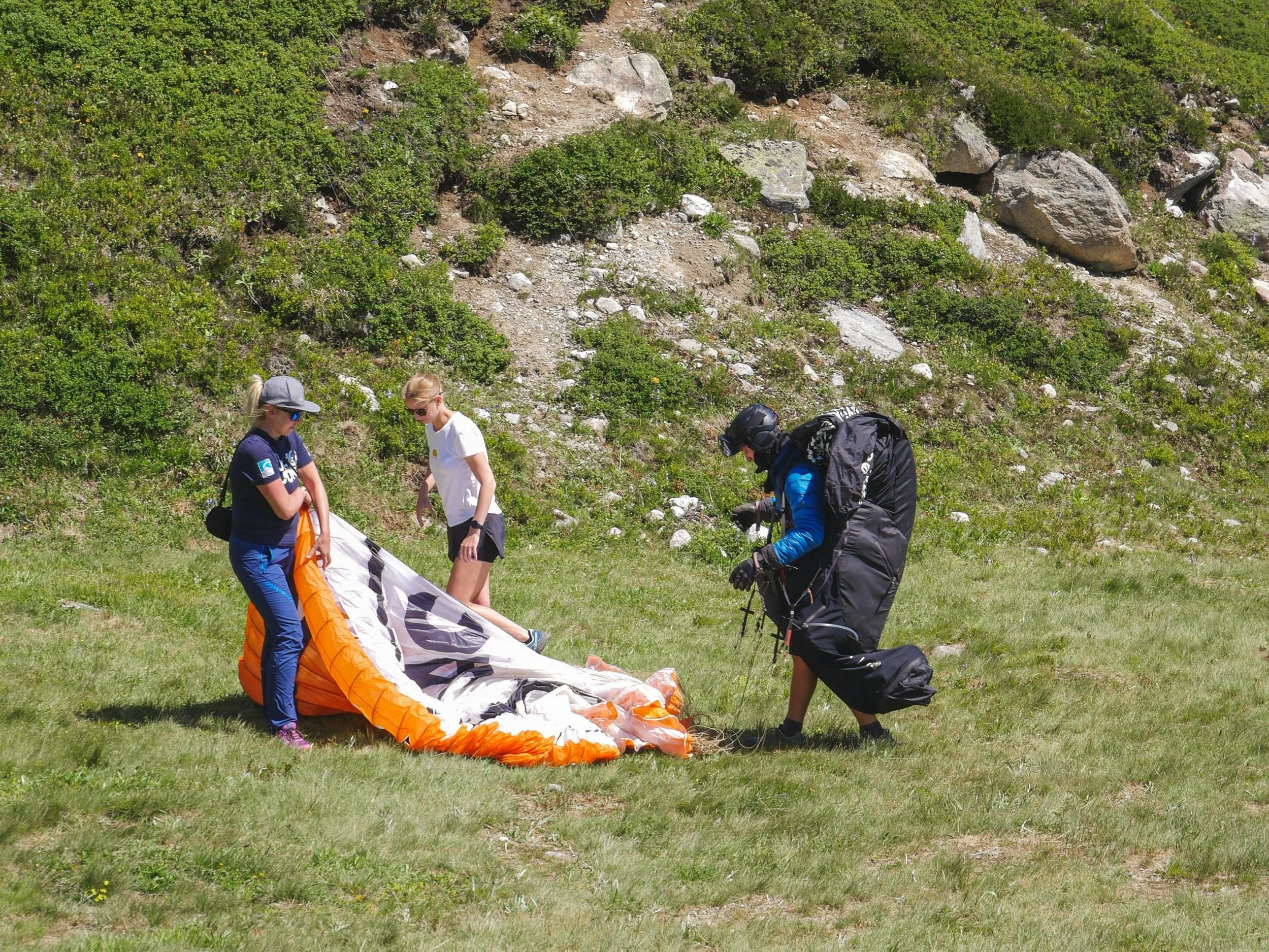 Paragliding Kit List FLIGHT (B)LOG by Zion Susanno Paragliding Tips