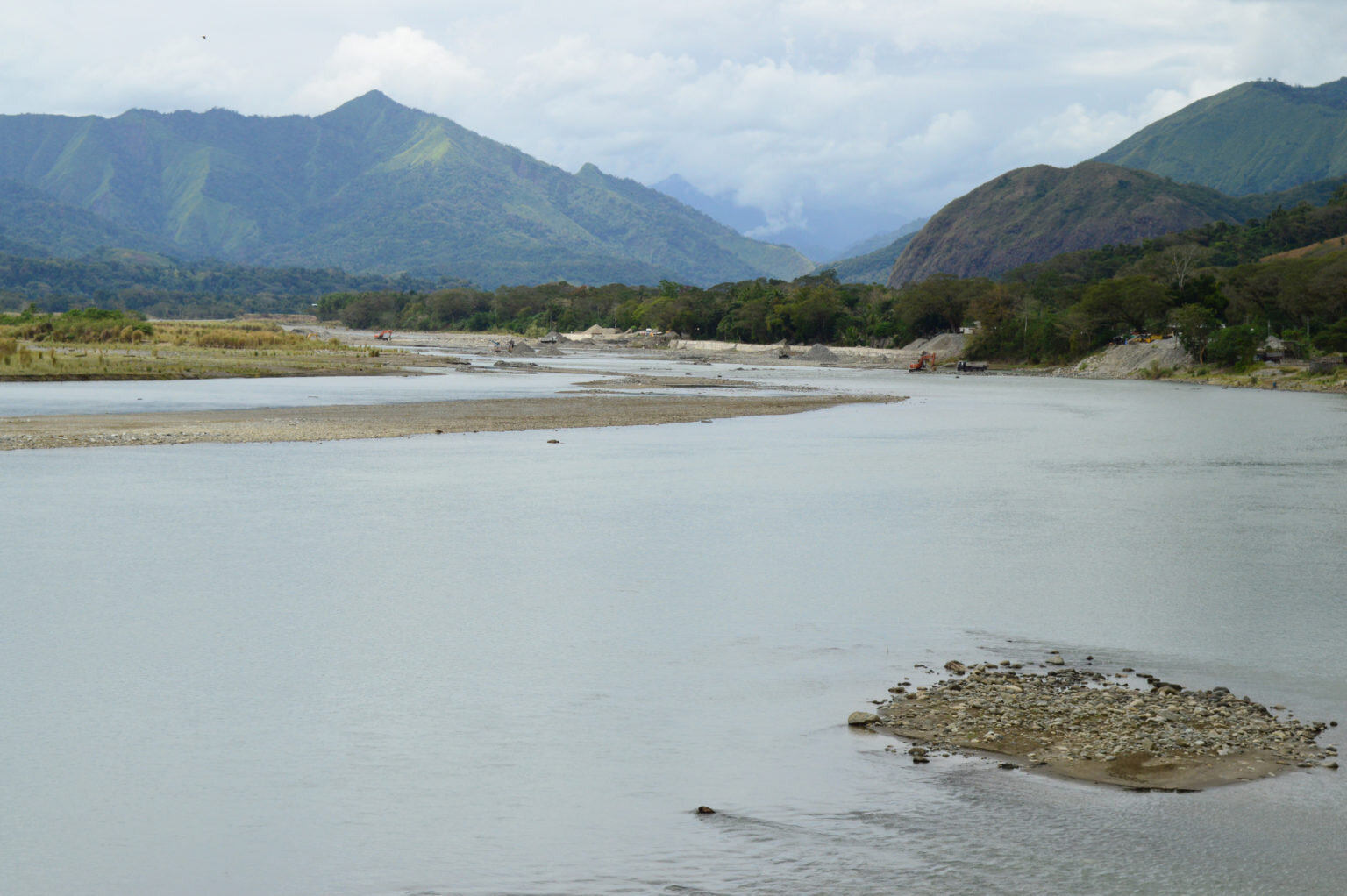 The Chico river pump irrigation system, the first infrastructure project in the Philippines that is funded by a loan from China, is set to irrigate 8,700 hectares of farmlands. Image by Karlston Lapniten for Mongabay