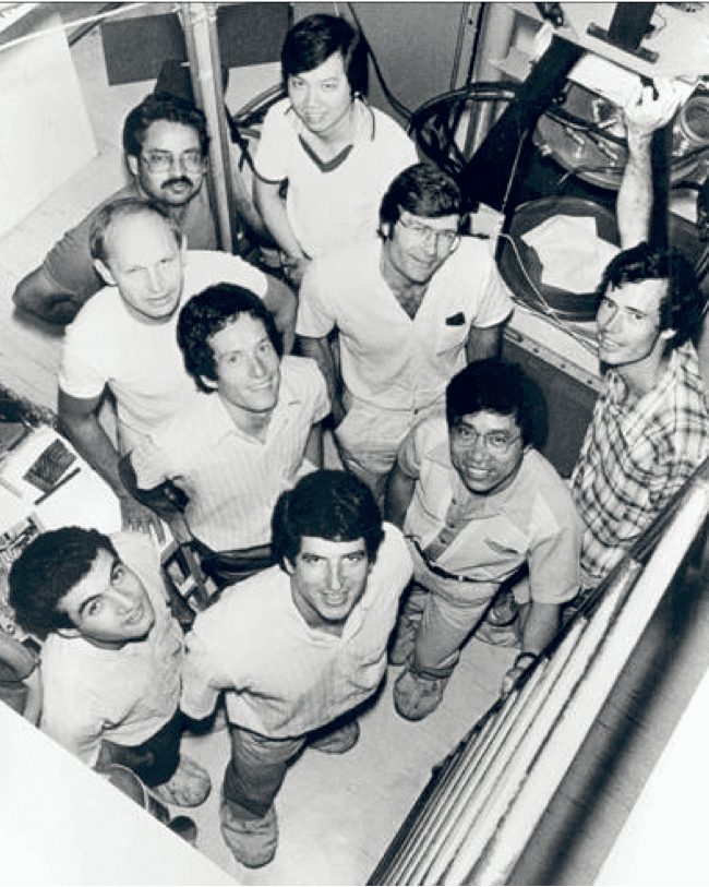 Martin Green and the team that built the first solar cell capable of running at 20% efficiency in 1989. Photograph: University of NSW