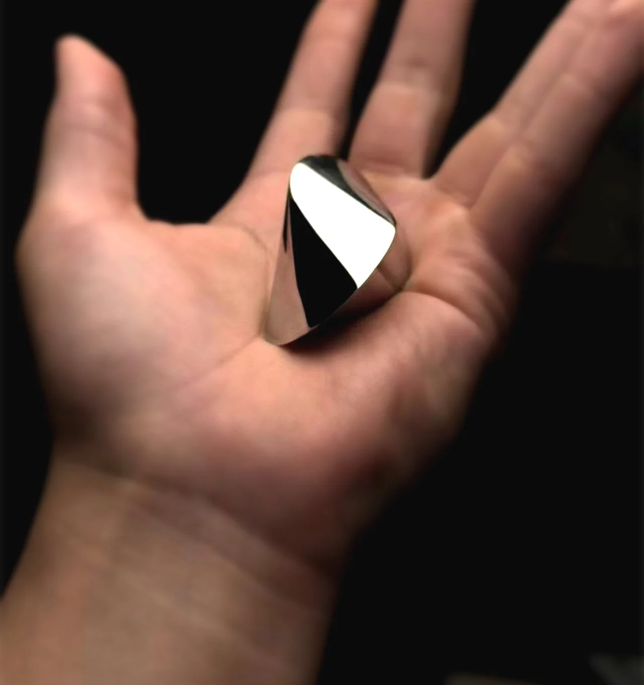 hand.jpg