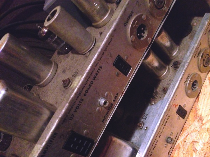 11-starting-to-clean-the-bottom-unit-partially-complete.jpg