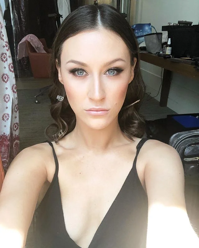 I have to admit, getting ready is half the fun ✨💁🏻&zwj;♀️✨ Hair @mervatbridals 
Makeup @ryannrodriguezfigueroa 
Thank you ladies for working your magic and making me feel fabulous for my brother&rsquo;s wedding! ✨✨✨