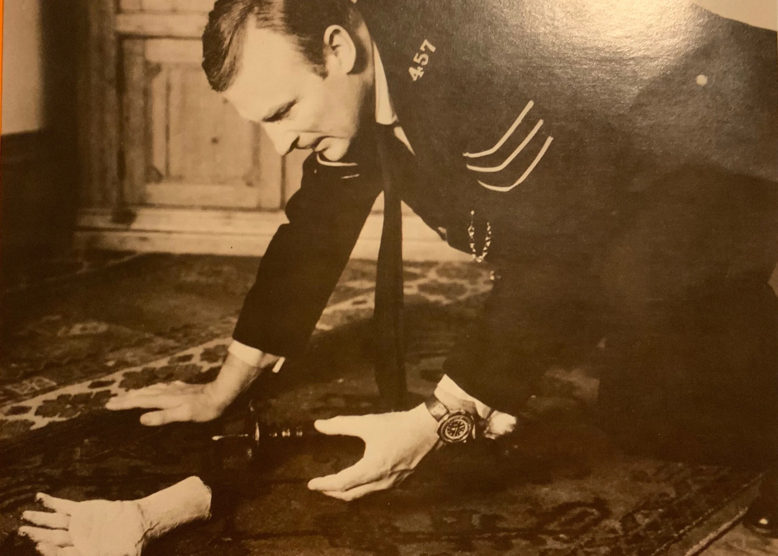 9F06B057-FE97-40A5-B8BF-A231BFF9CAE1