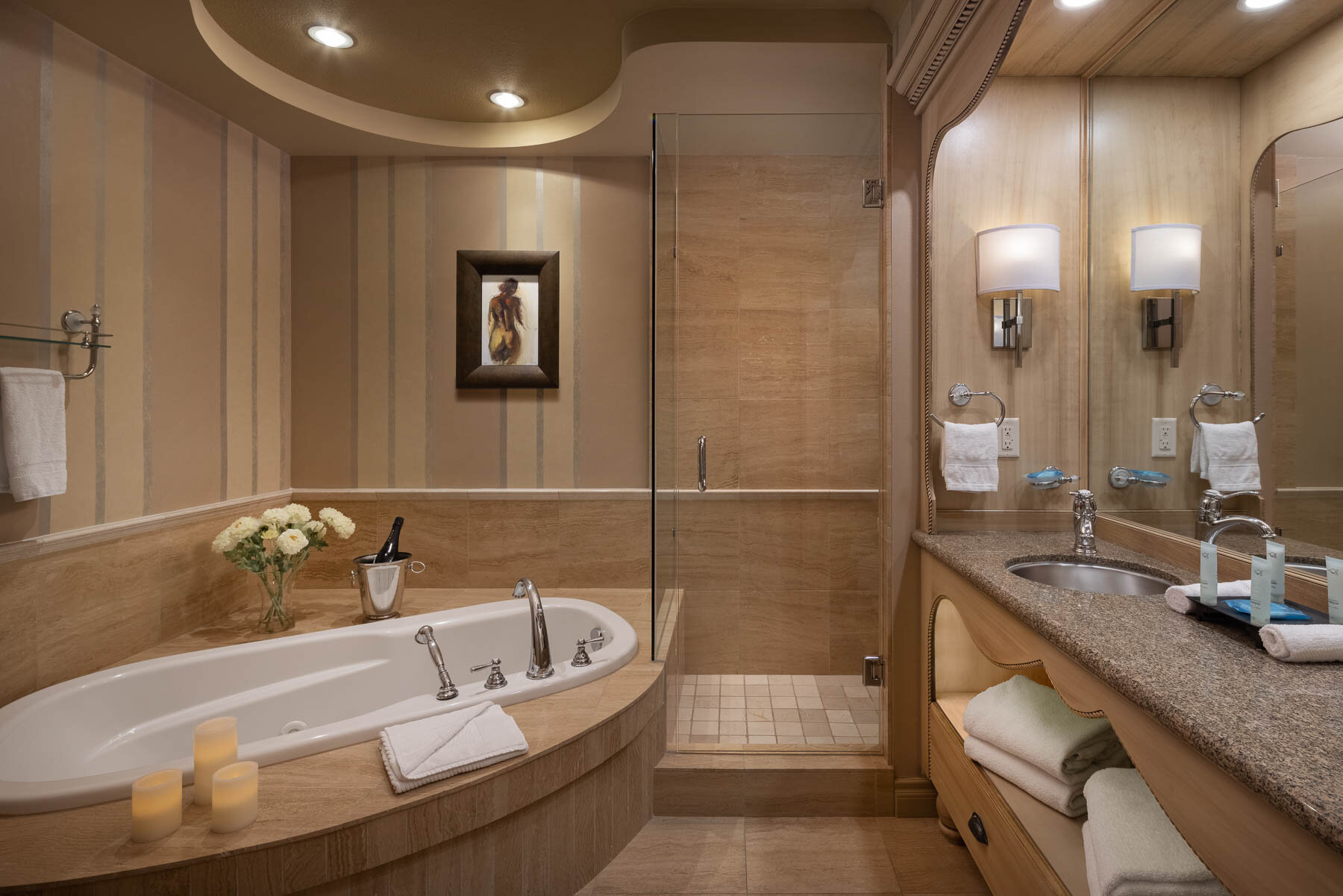 the-royal-kelowna-bathroom-preferred-suite.jpg