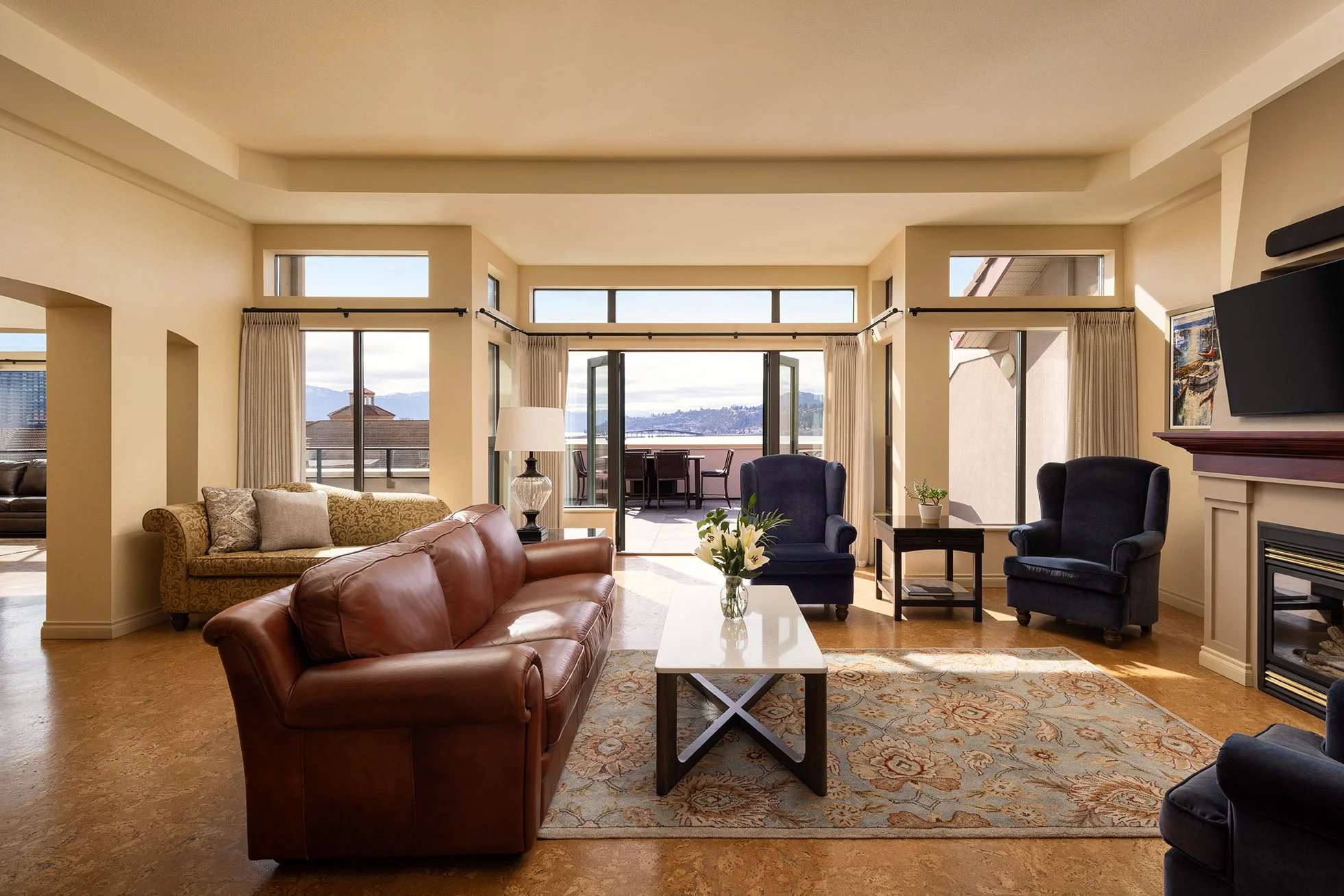 Three Bedroom Hot Tub Suite_Living Room.jpg