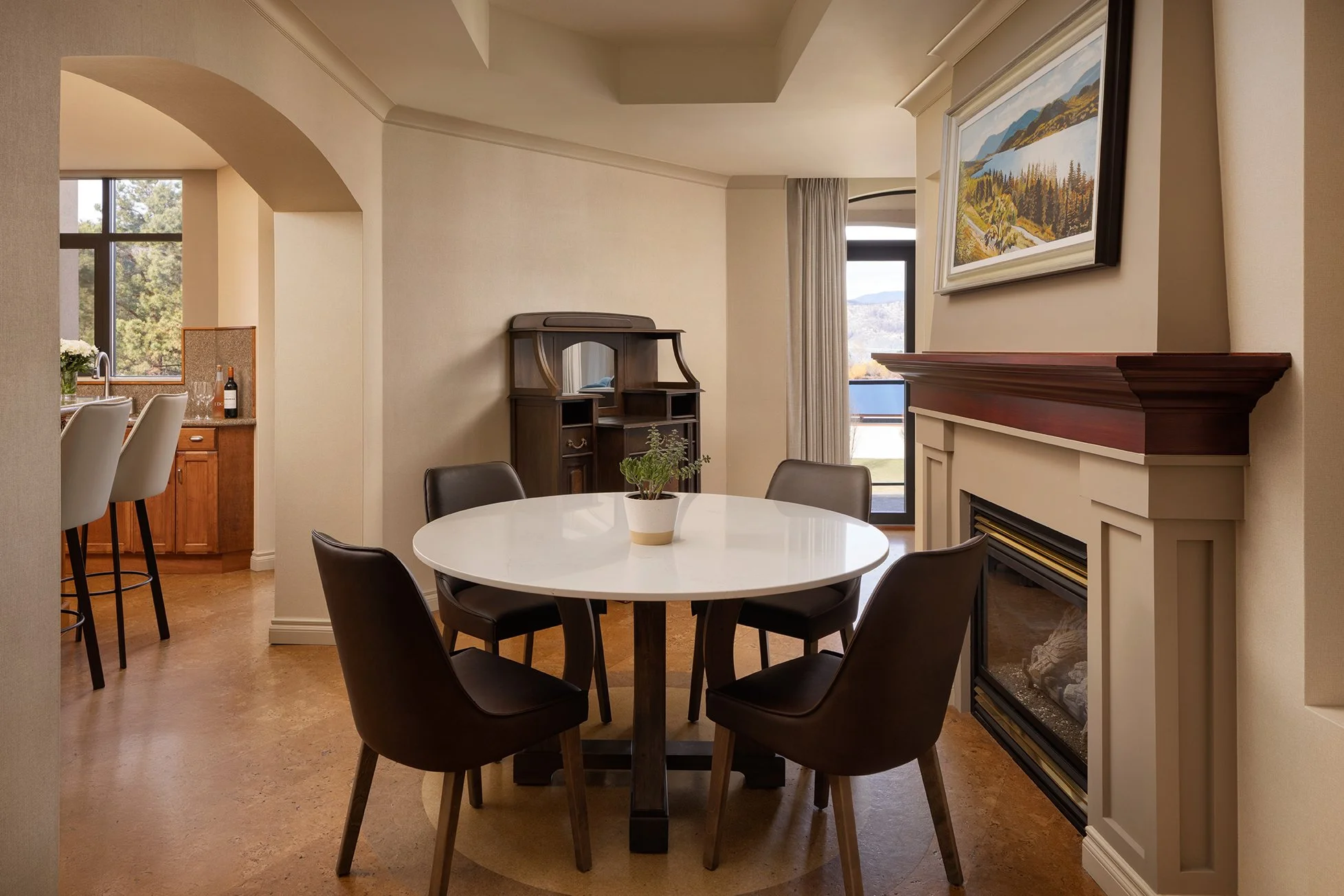 Three Bedroom Penthouse Loft_Dining Room.jpg