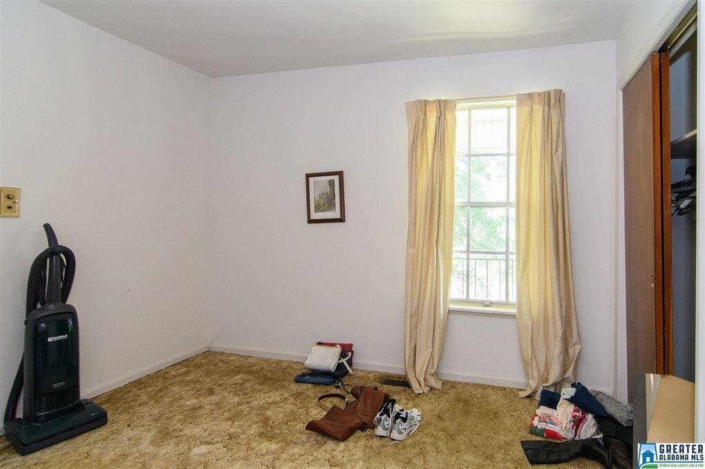 bedroom 4.jpg