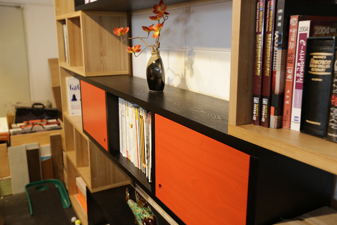 books-bookshelves-cabinet-276530 web.jpg