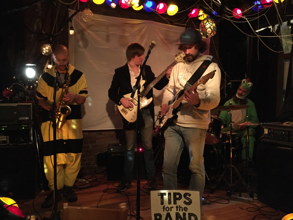The Drunk Monkeys pic by Tim Lewis