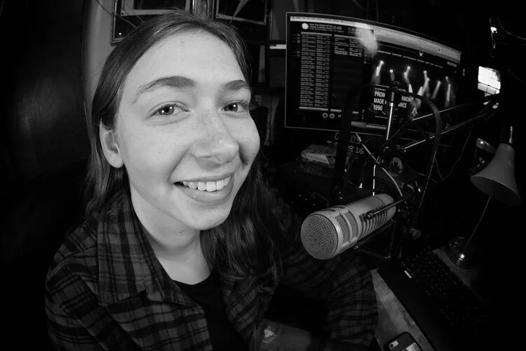DJ Profiles: Zoe Hulina