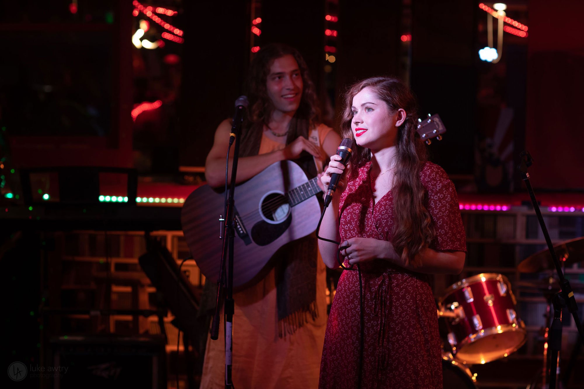 Lillian & The Muses perform on Rocket Shop