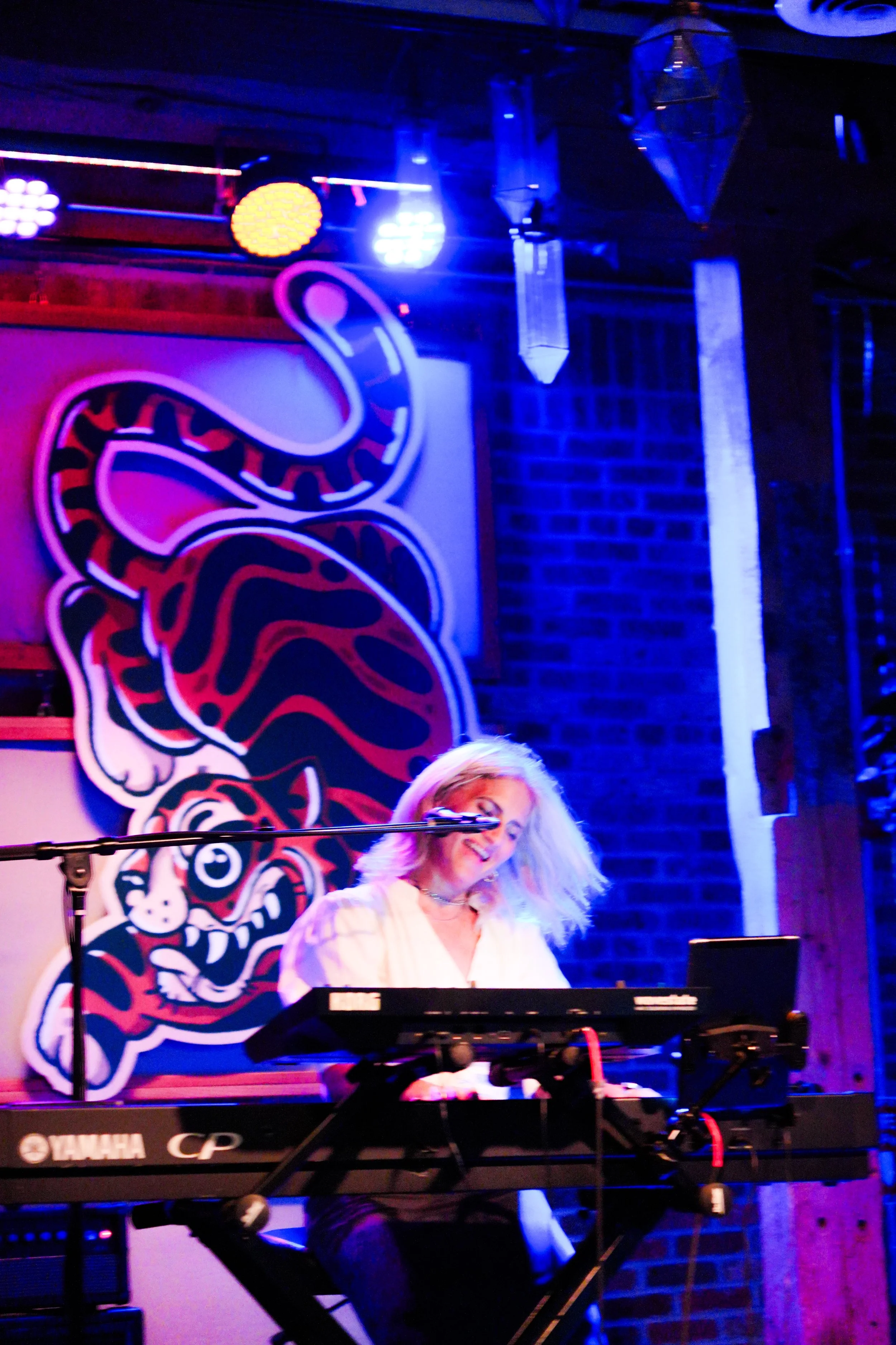 Thea Wren w/ Jeremy Mendicino