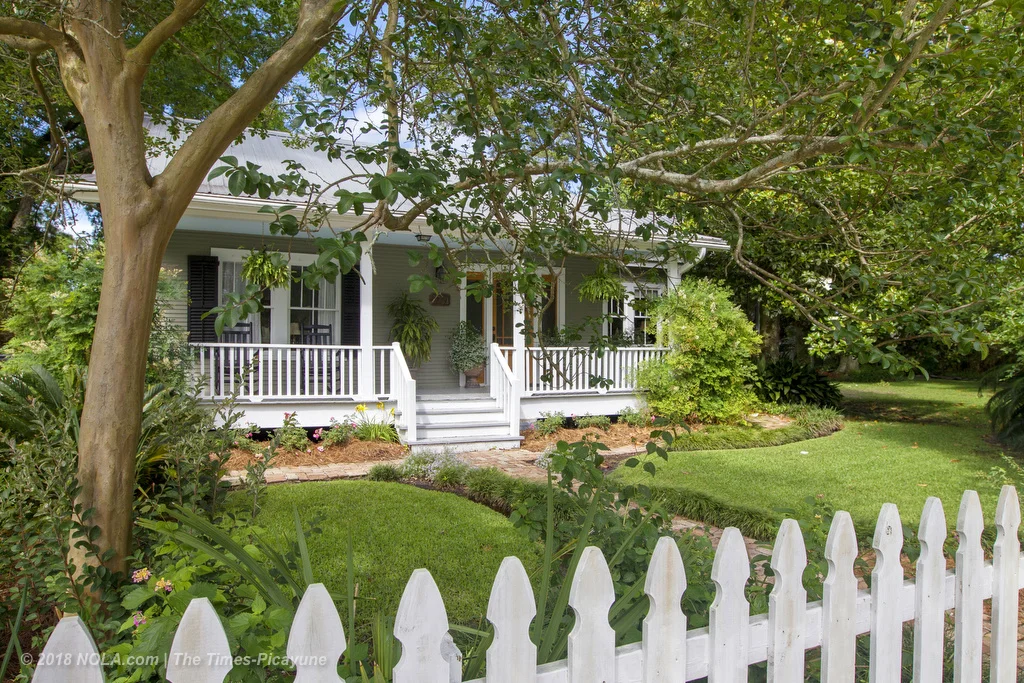 mandeville-home001.JPG