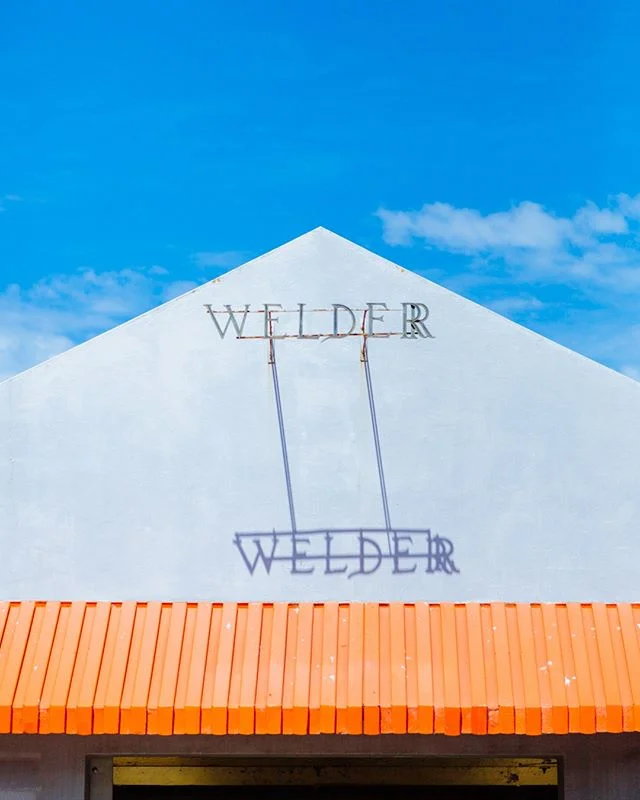 @thewelderchch looking tasty 😋 on these sunny afternoons! 🍊🔶🔹🔸🔷⁣
.⁣
.⁣
.⁣
#thewelderchch #chch #blueskies #minimal #typographicechoes #health #wellbeing #healthandwellbeing #boutique