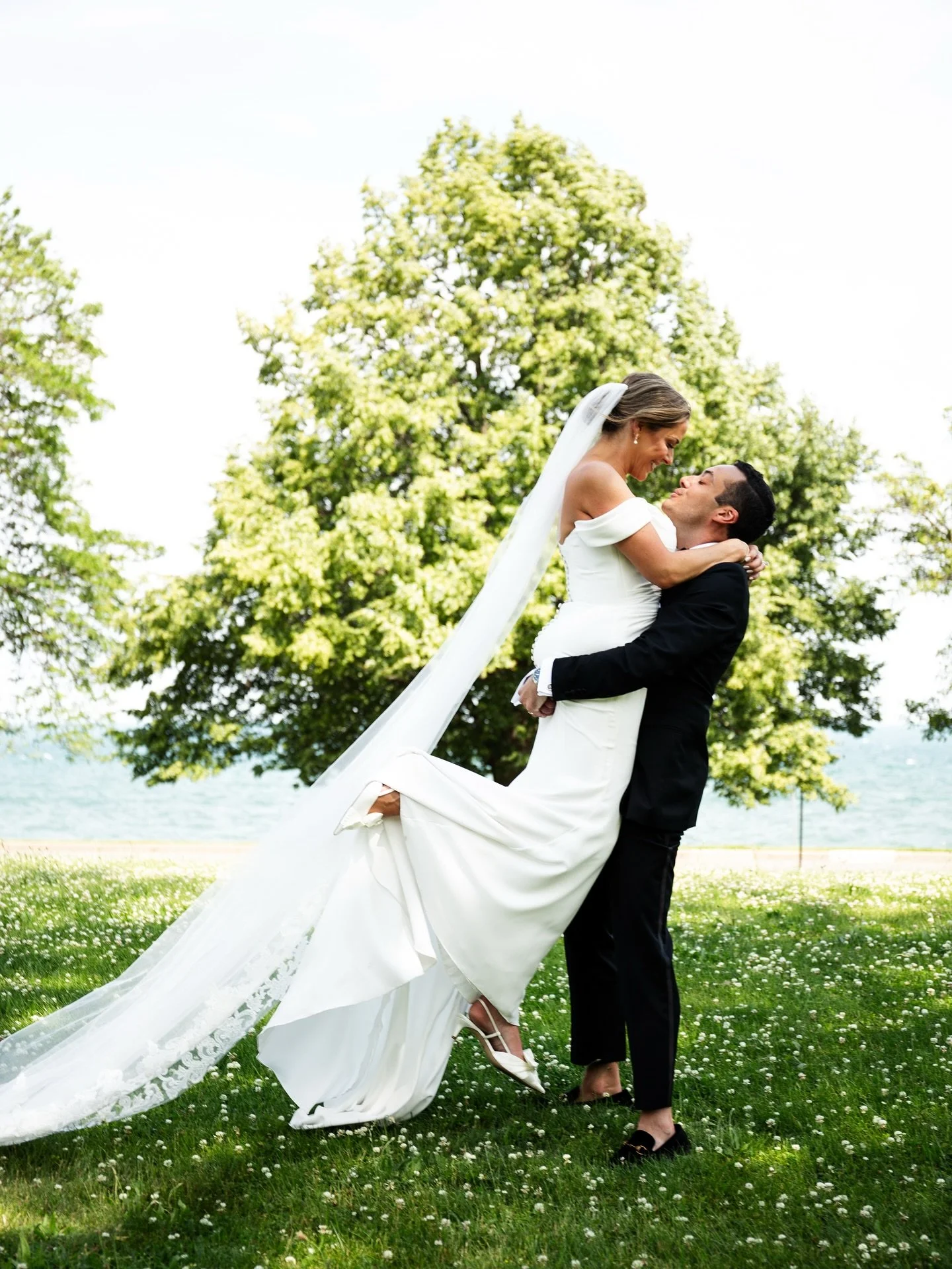 Such a pleasure to capture the unity of these two 💍
C + J ❤️

#weddingphotography #michiganweddings # #bridalphotography #weddingvideography #loveinthelens #capturingmoments #michiganphotographer #weddingday #happilyeverafter #weddingphotos #sayido.