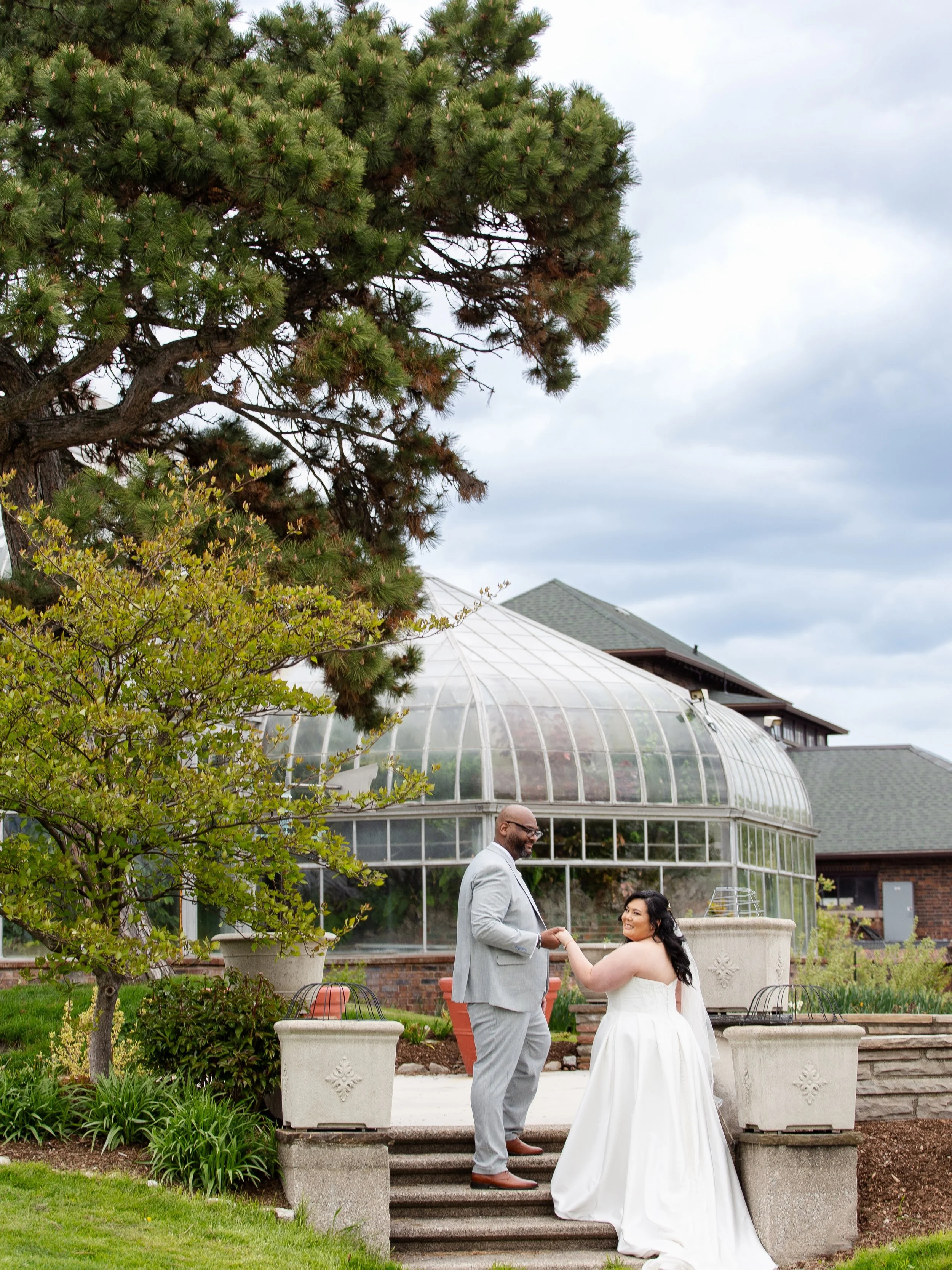 C + N 💕 = A Forever Love Story 💍

Visit www.joshuajohnsondesign.net to book a session. 

#weddingphotography #michiganweddings #bridalphotography #weddingvideography #loveinthelens