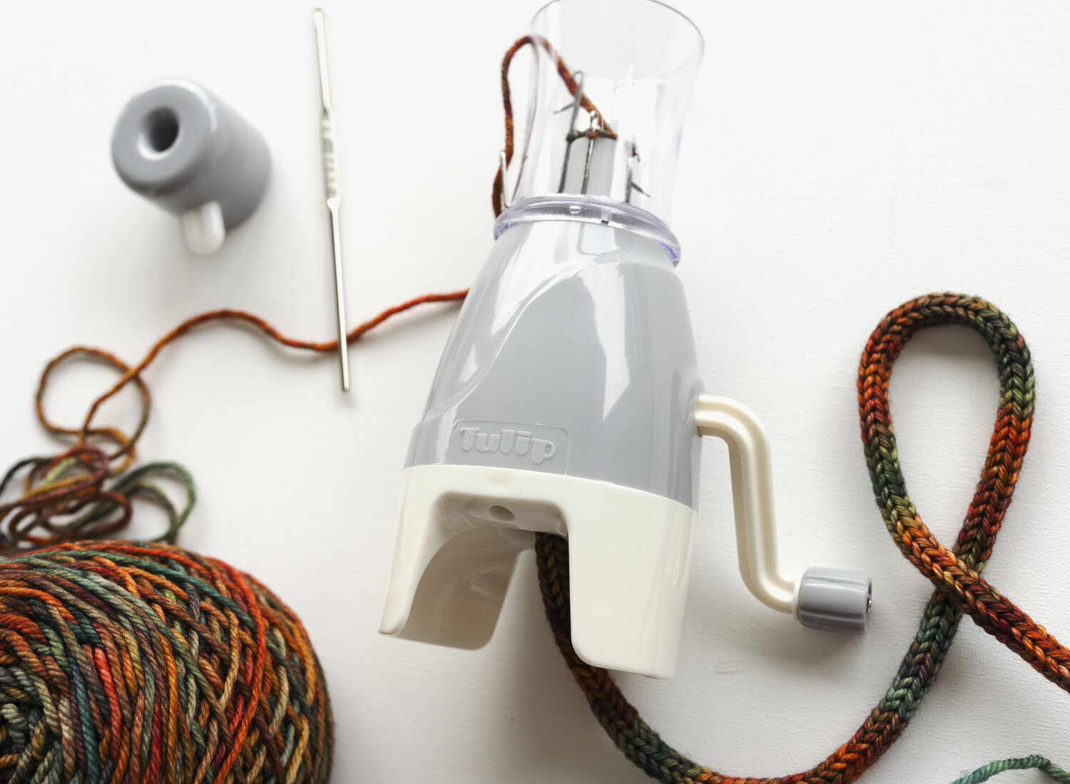 Bleu Arts: I-Cord Knitting Machine