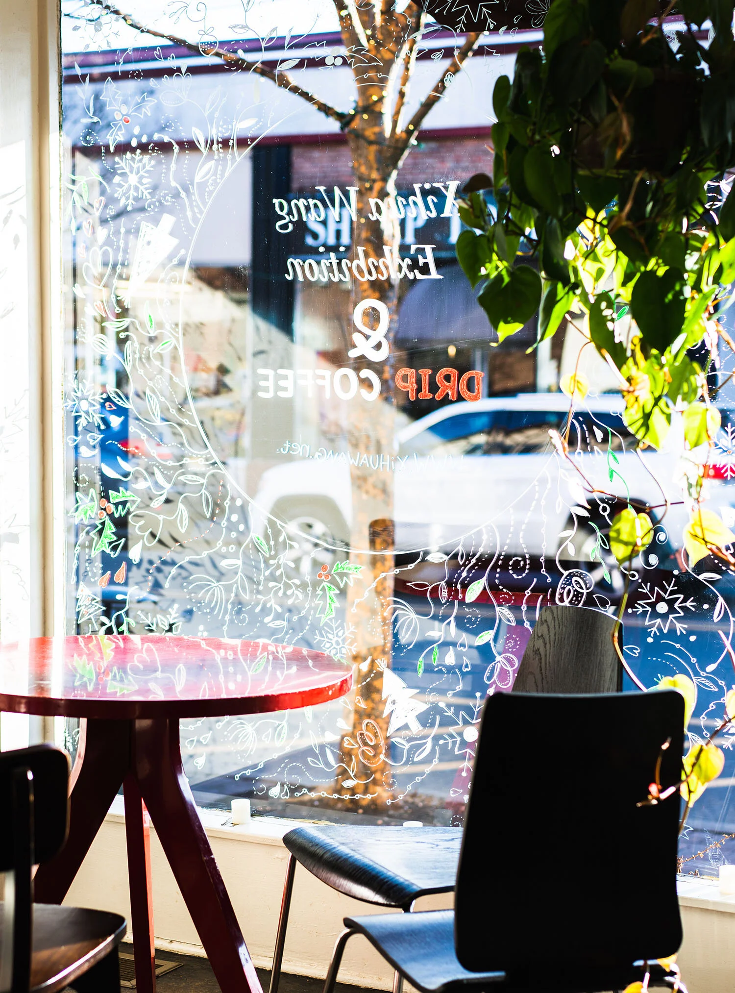 Drop coffee and exhibition window painting