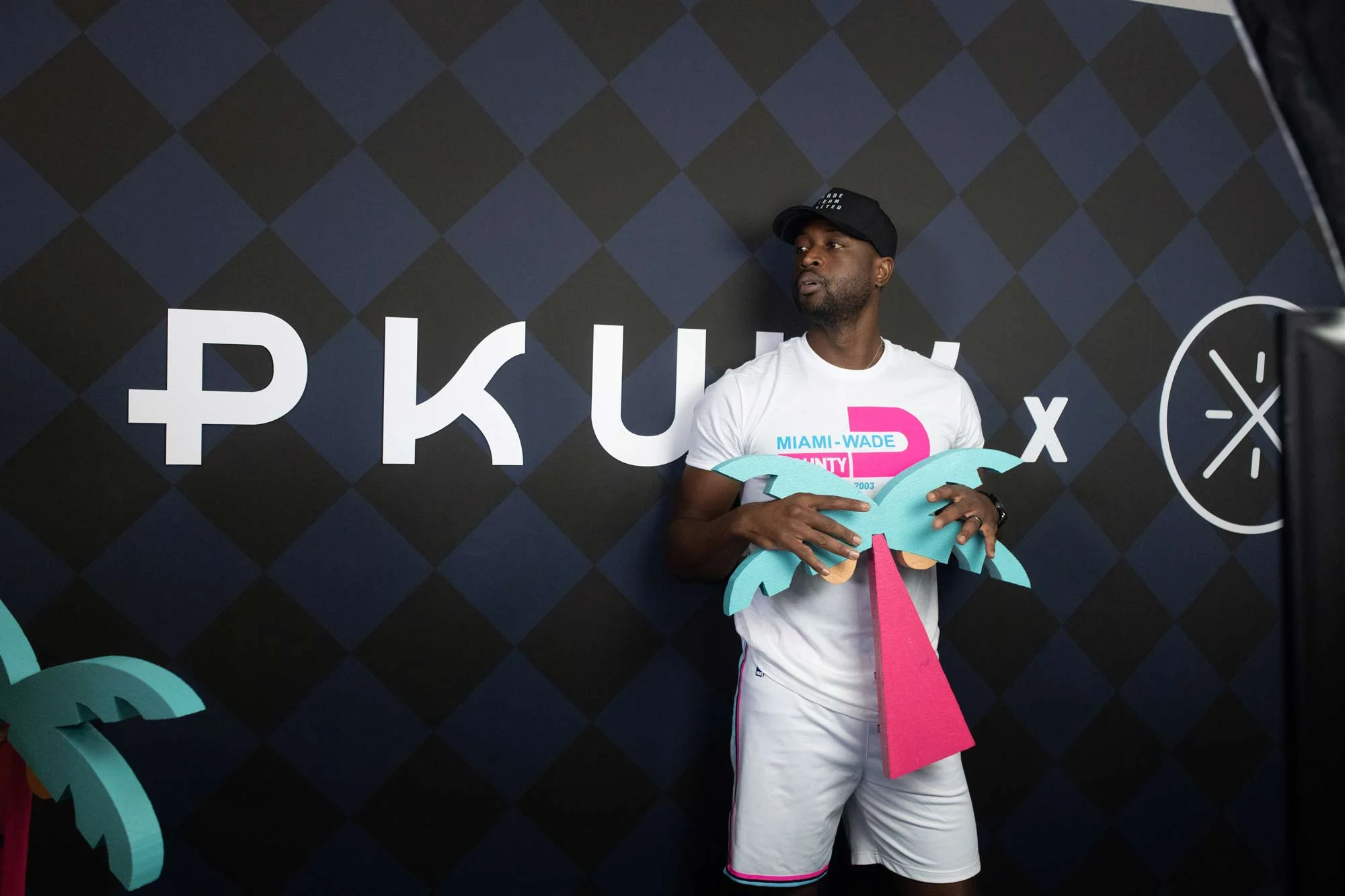 dwyane-wade-county-noah-levy-pkwy-socks-3.jpg