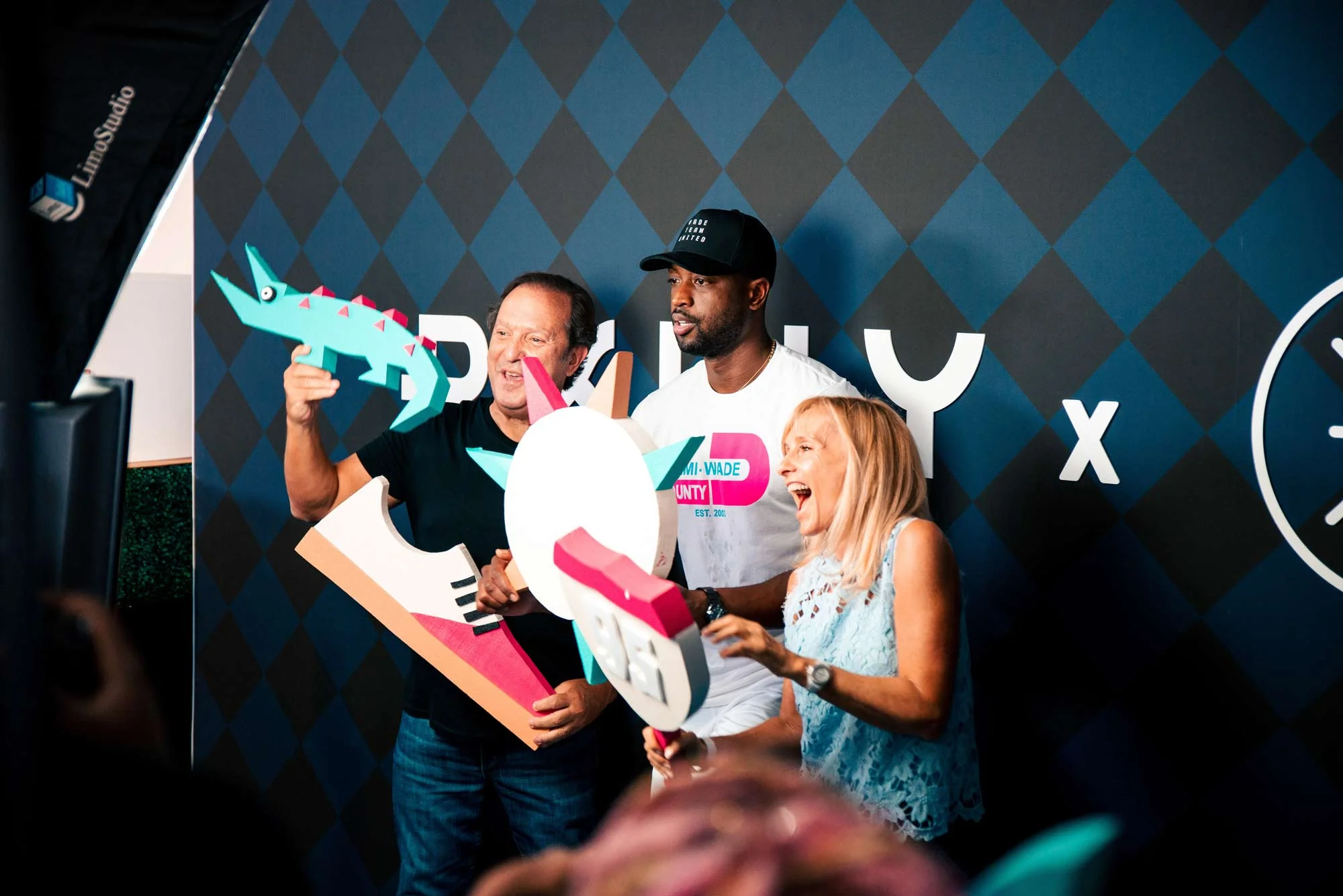 dwyane-wade-county-noah-levy-pkwy-socks-2.jpg