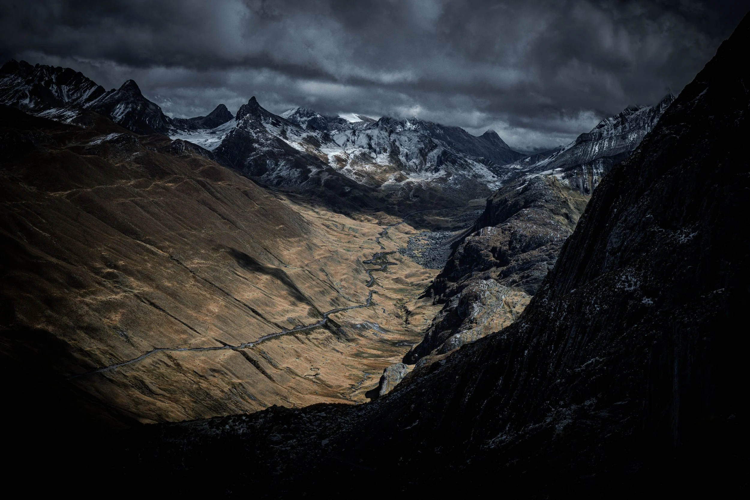A view of the valley near Quartelhuain. The mining road can also be seen here.