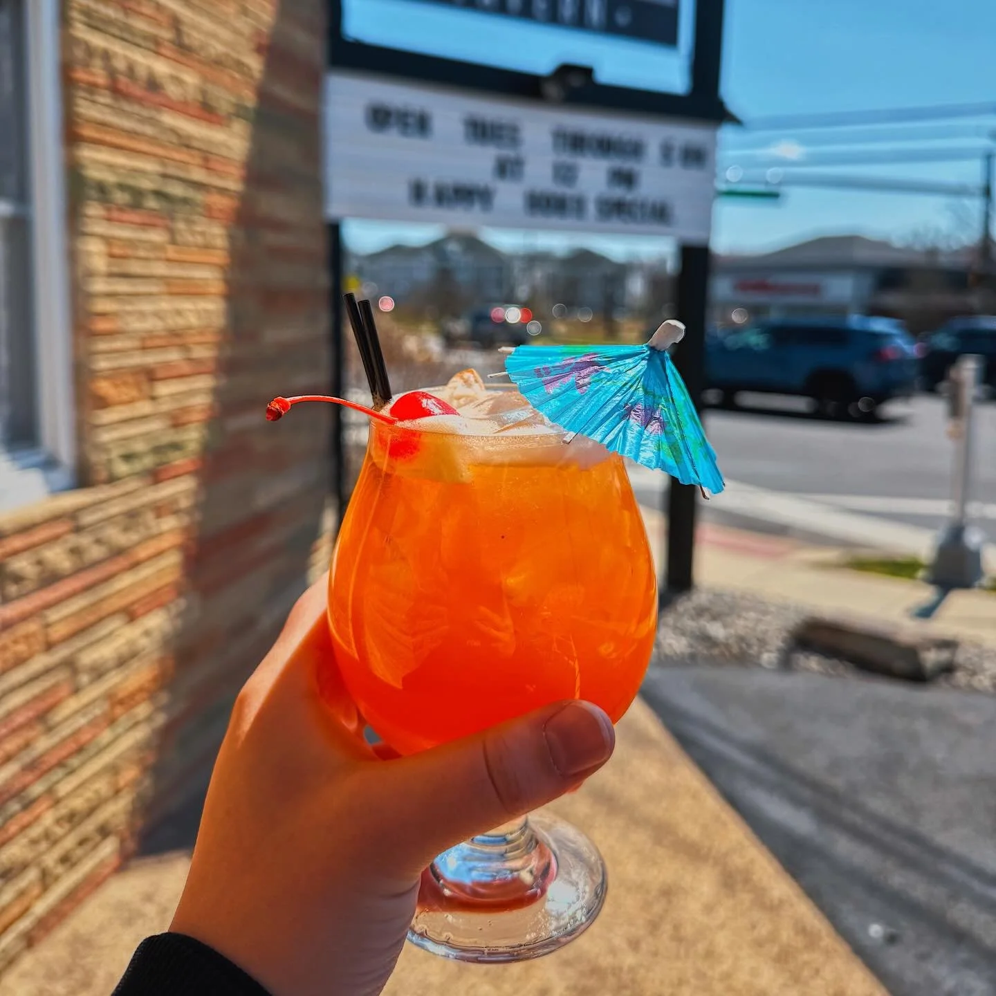 🍍 Meet your new favorite escape&hellip;Tiki Punch 🍹

It might feel like winter outside, but this delicious new cocktail is loaded with pineapple rum, passionfruit, citrus, and a splash of fizz &mdash; this one drinks like vacation in a glass.

Good
