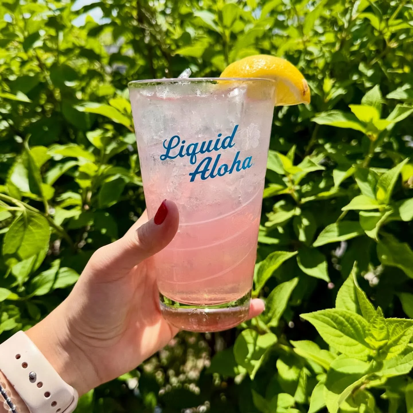 ☀️🍉 NEW SUMMER COCKTAIL ALERT! 🍓🍋

Meet the Summer Squeeze &mdash; the perfect way to cool off this season!

Made with strawberry vodka, watermelon liqueur, and lemonade, it&rsquo;s light, refreshing, and packed with summer flavor in every sip. 😎