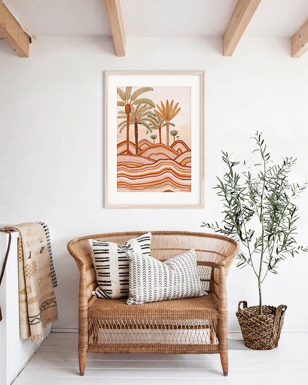 I&rsquo;m so obsessed with olive trees at the moment 🧡 they really make a room 🙌🏽🙌🏽🙌🏽

Featuring my Dusty Plains Fine Art Print (A1 size) custom framed in whitewash timber with 50mm mat board.