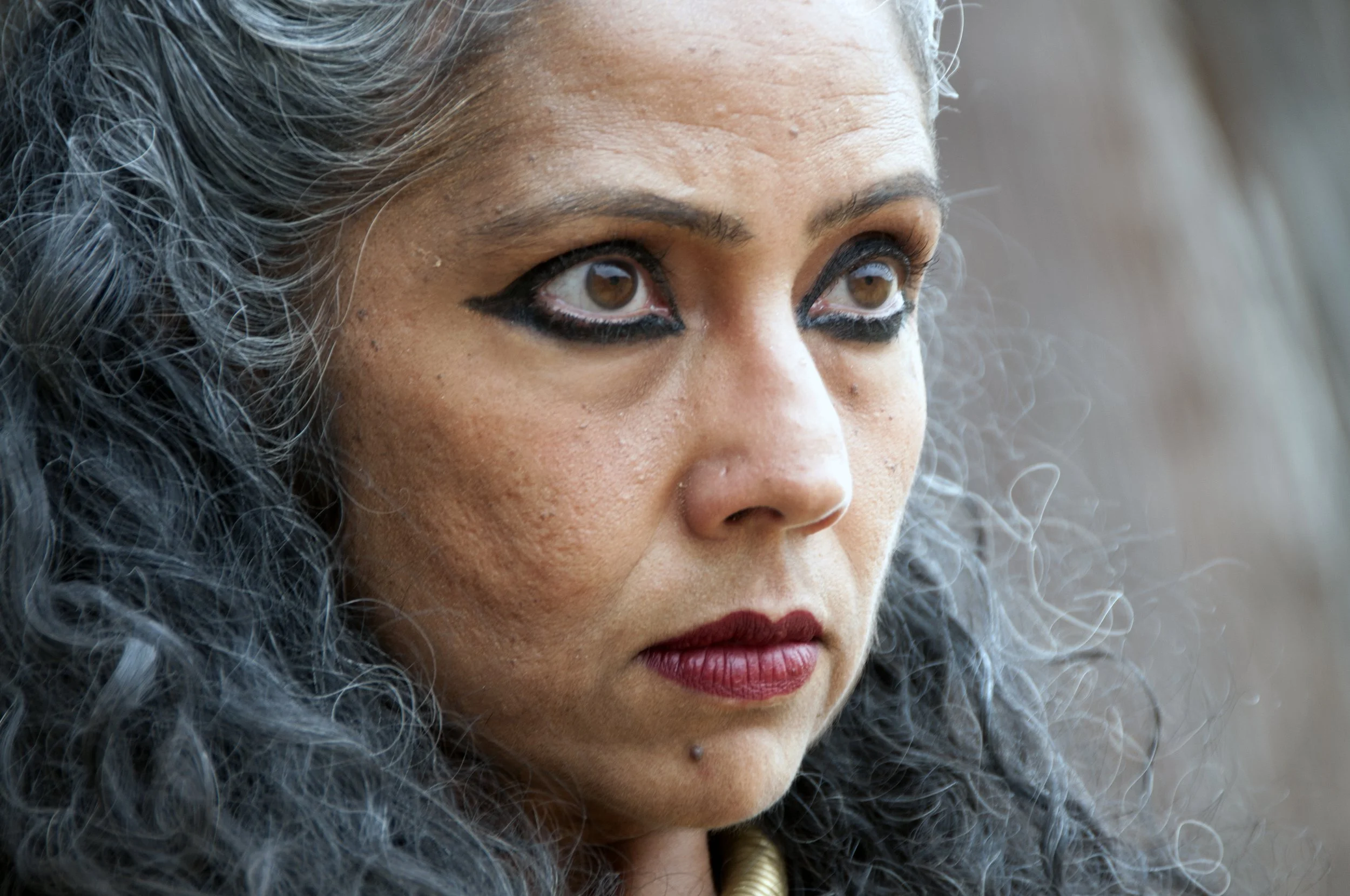 Apathy and the energy of Ugra