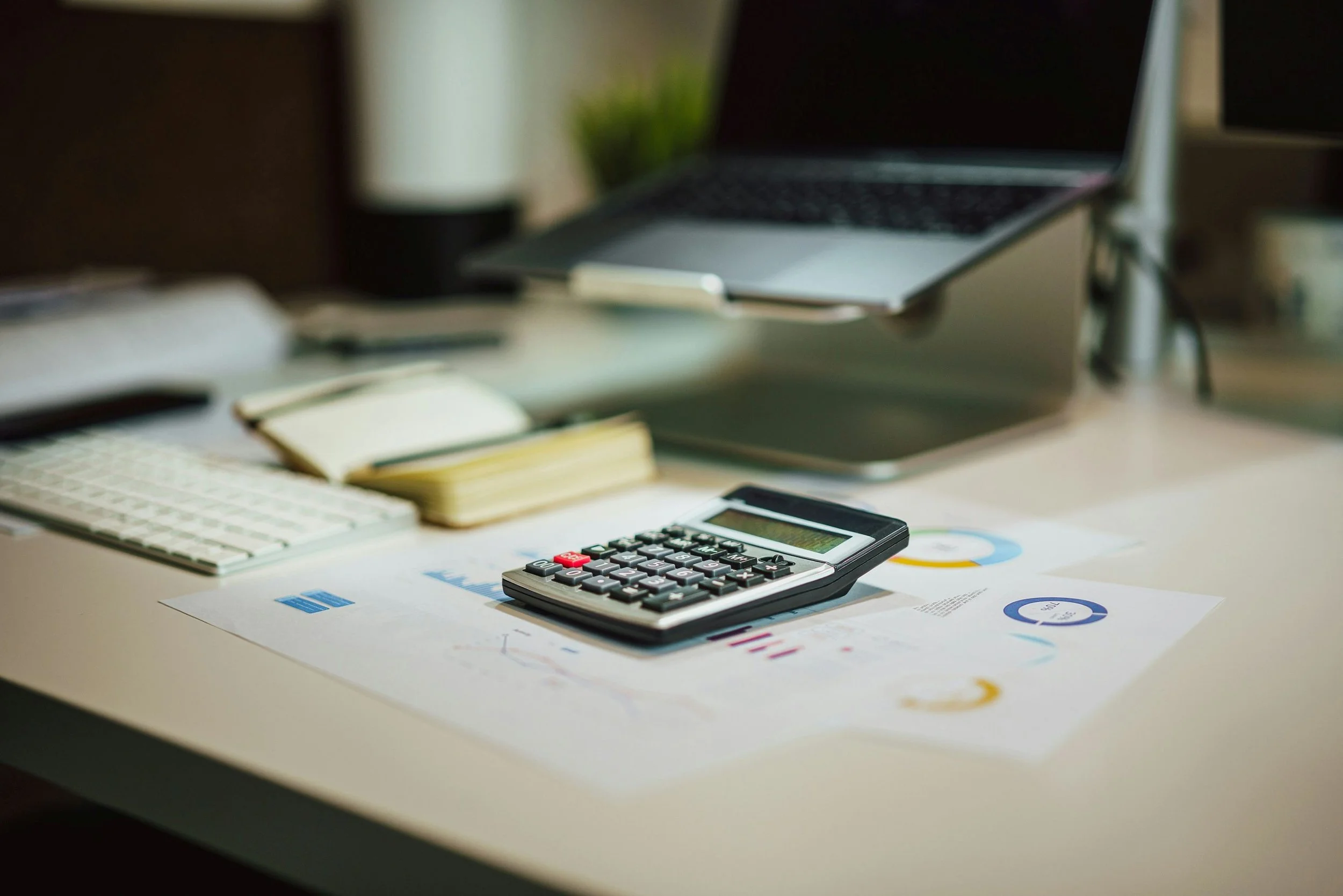 Comparing IPP and RRSP retirement contributions for Alberta professionals