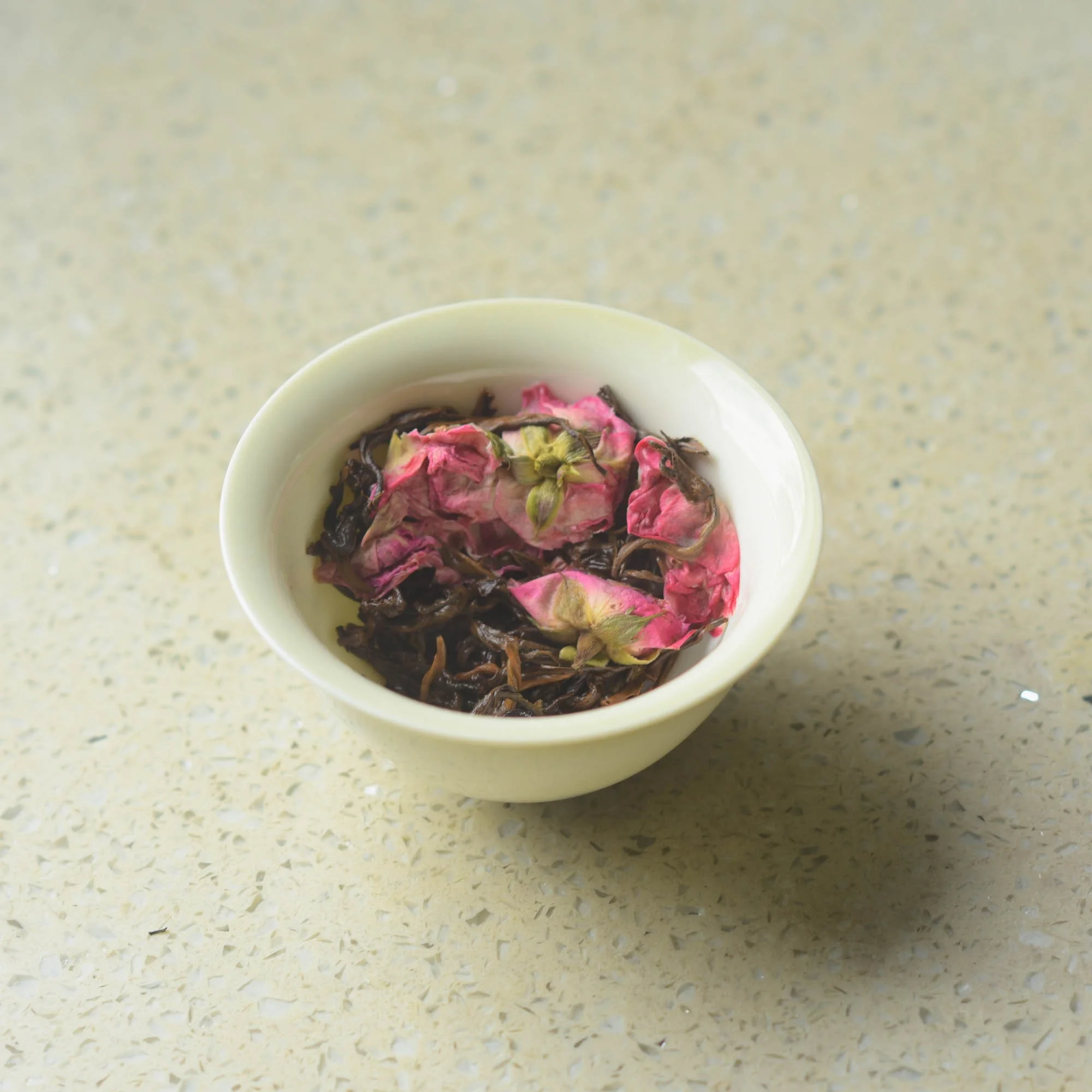 rose black tea-gaiwan.jpg