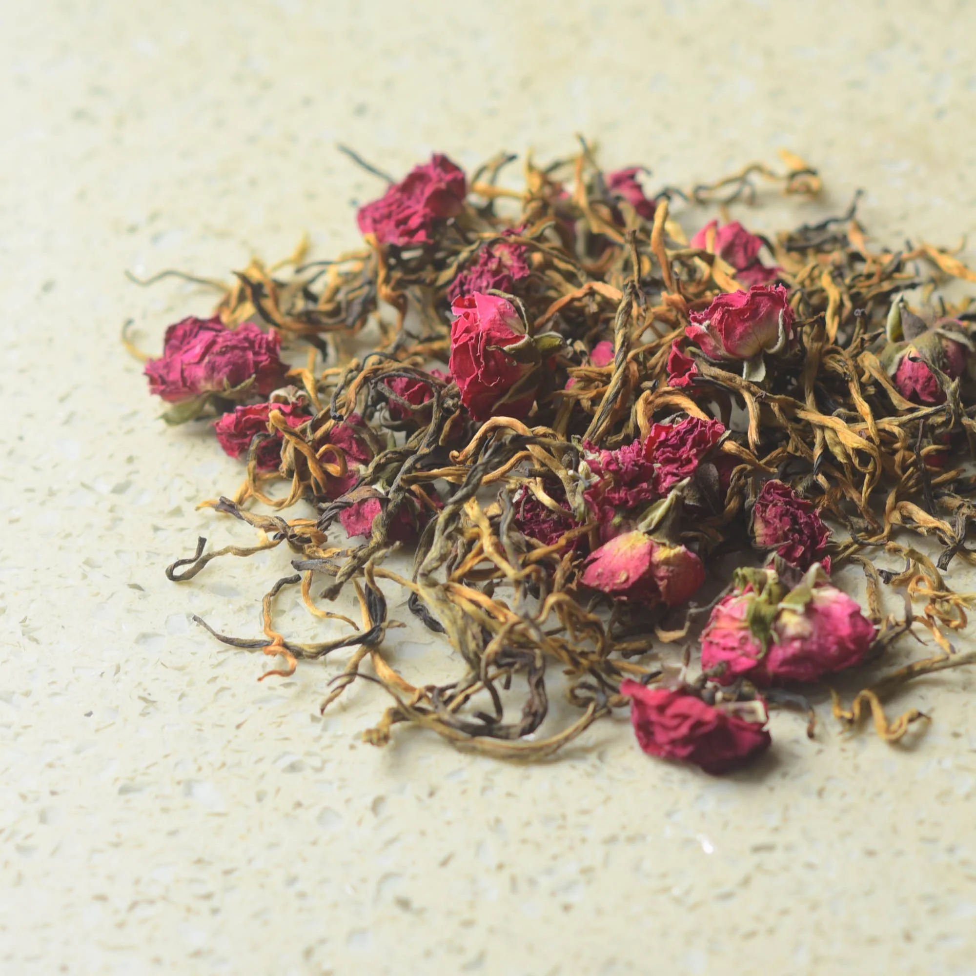 rose black tea-leaves-2.jpg