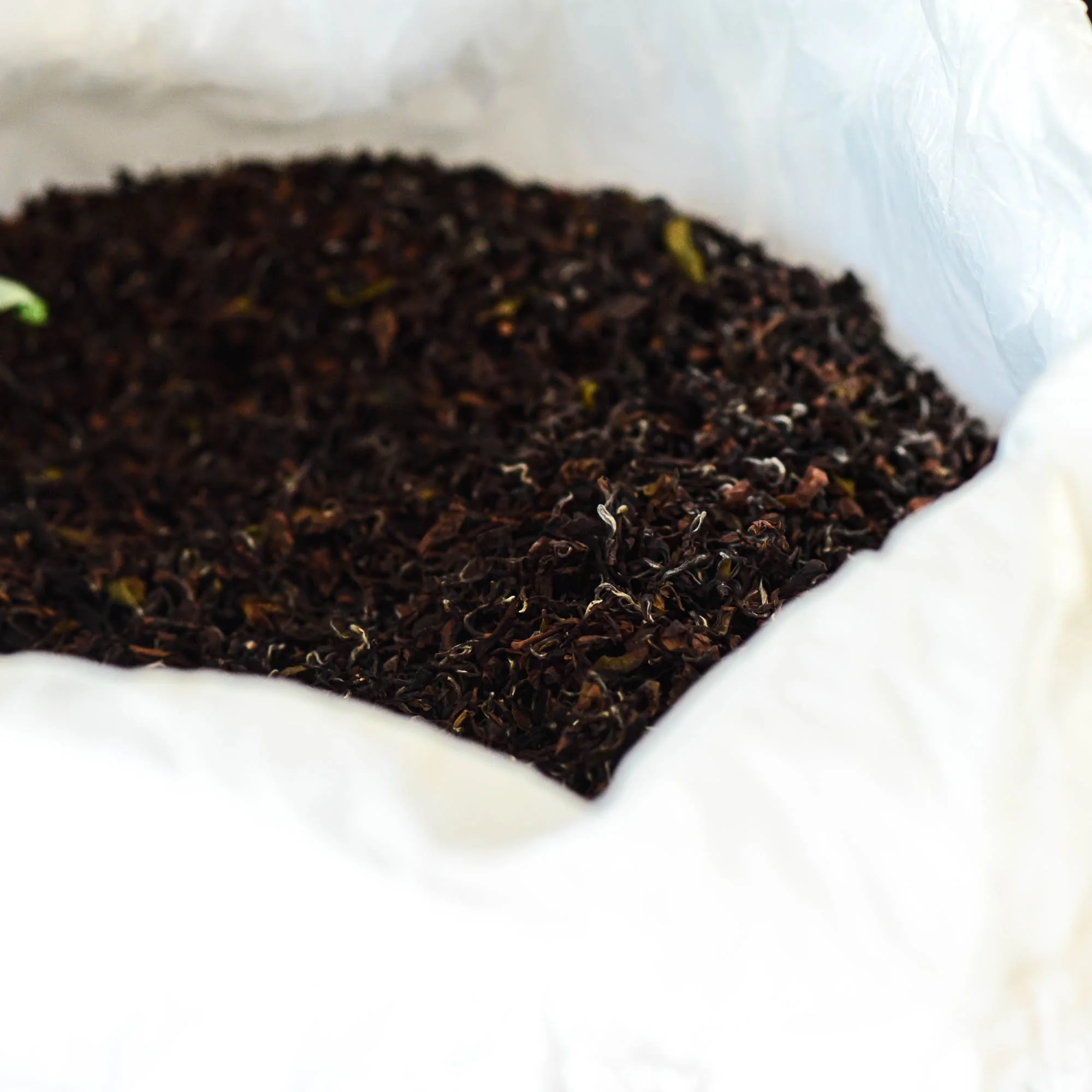orient beauty oolong-leaves2.jpg