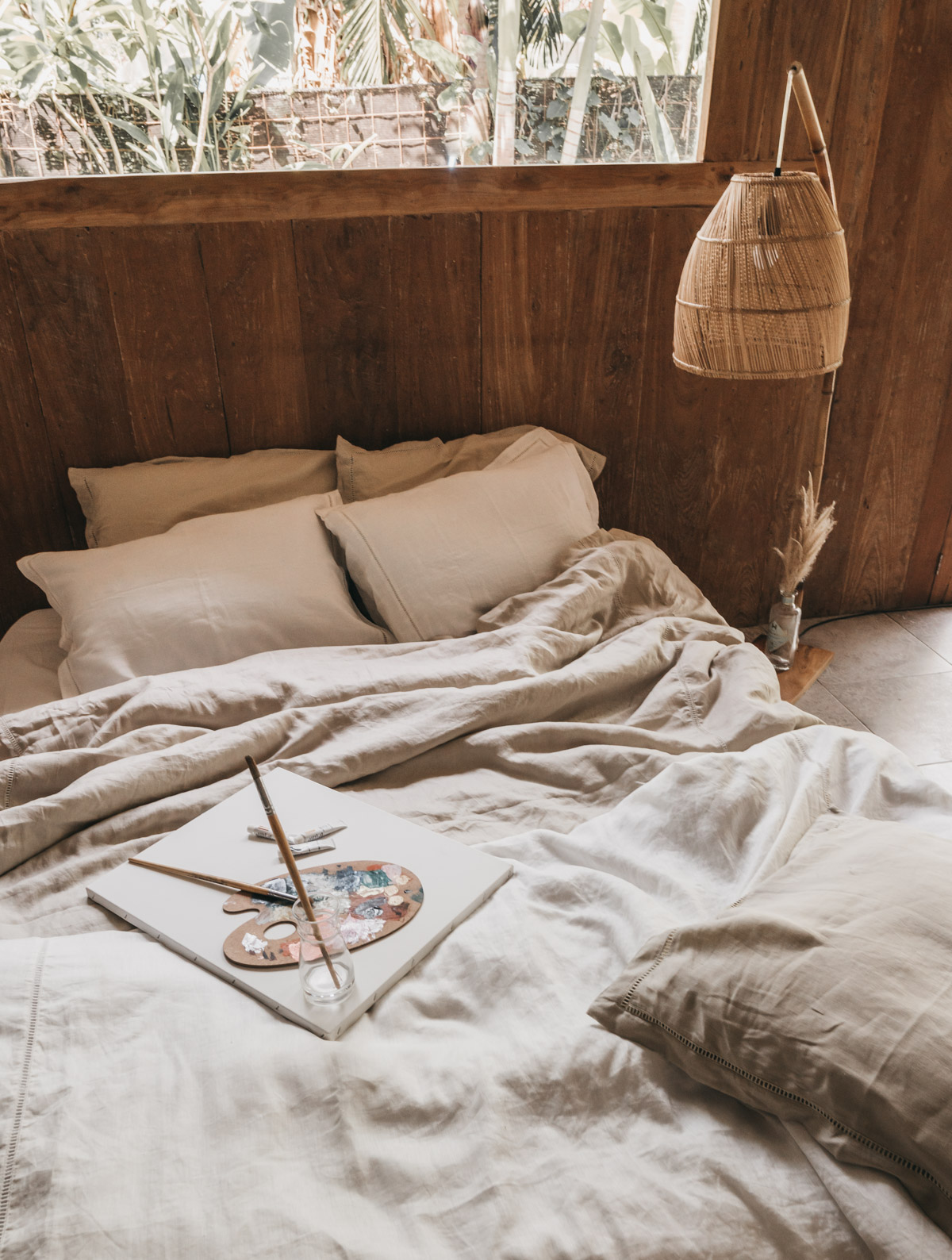 In The E Between Keira Mason Keira Mason In Between The Sheets Moody Bedding