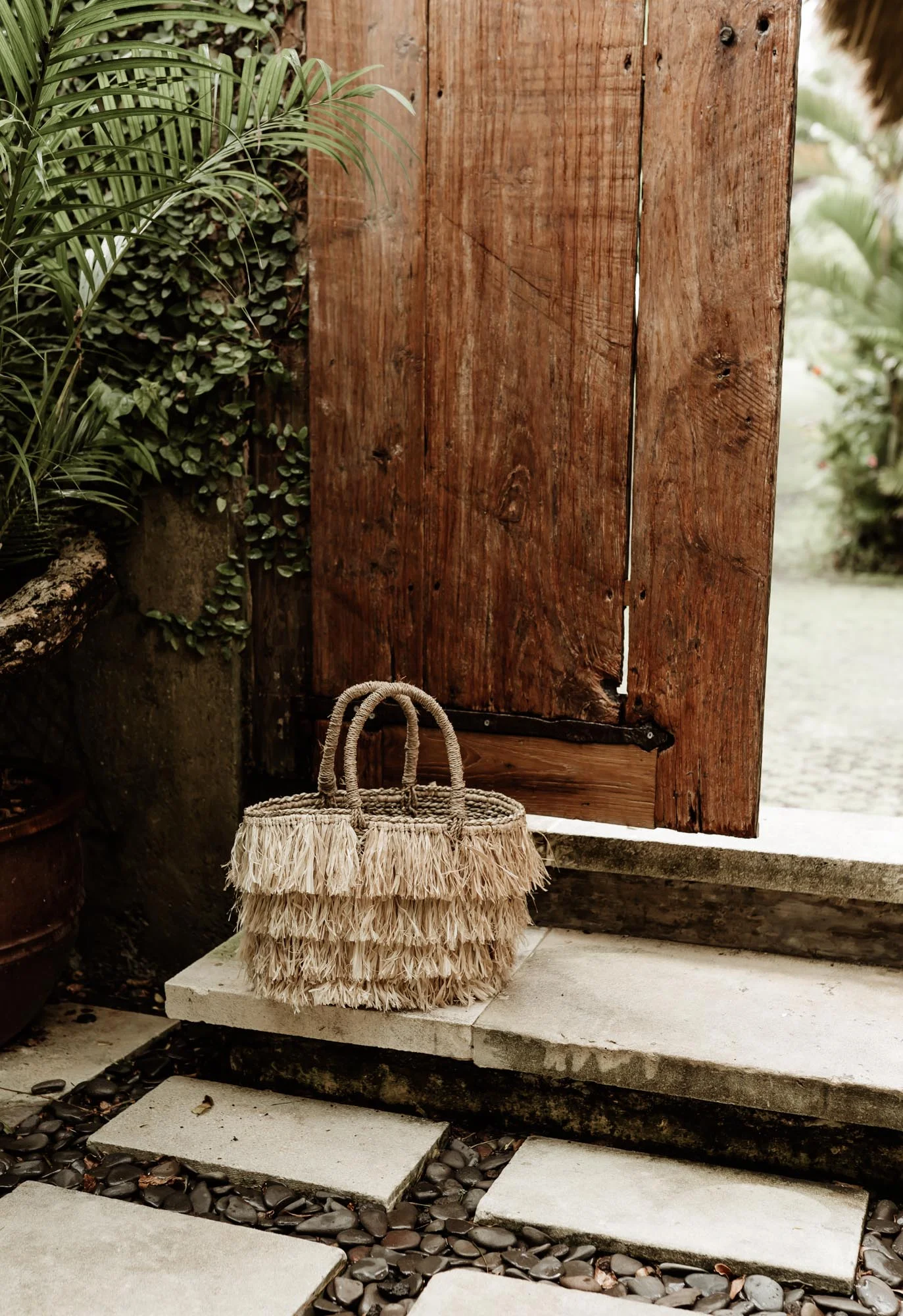 keira-mason-31-bits-bag-on-doorstep.jpg