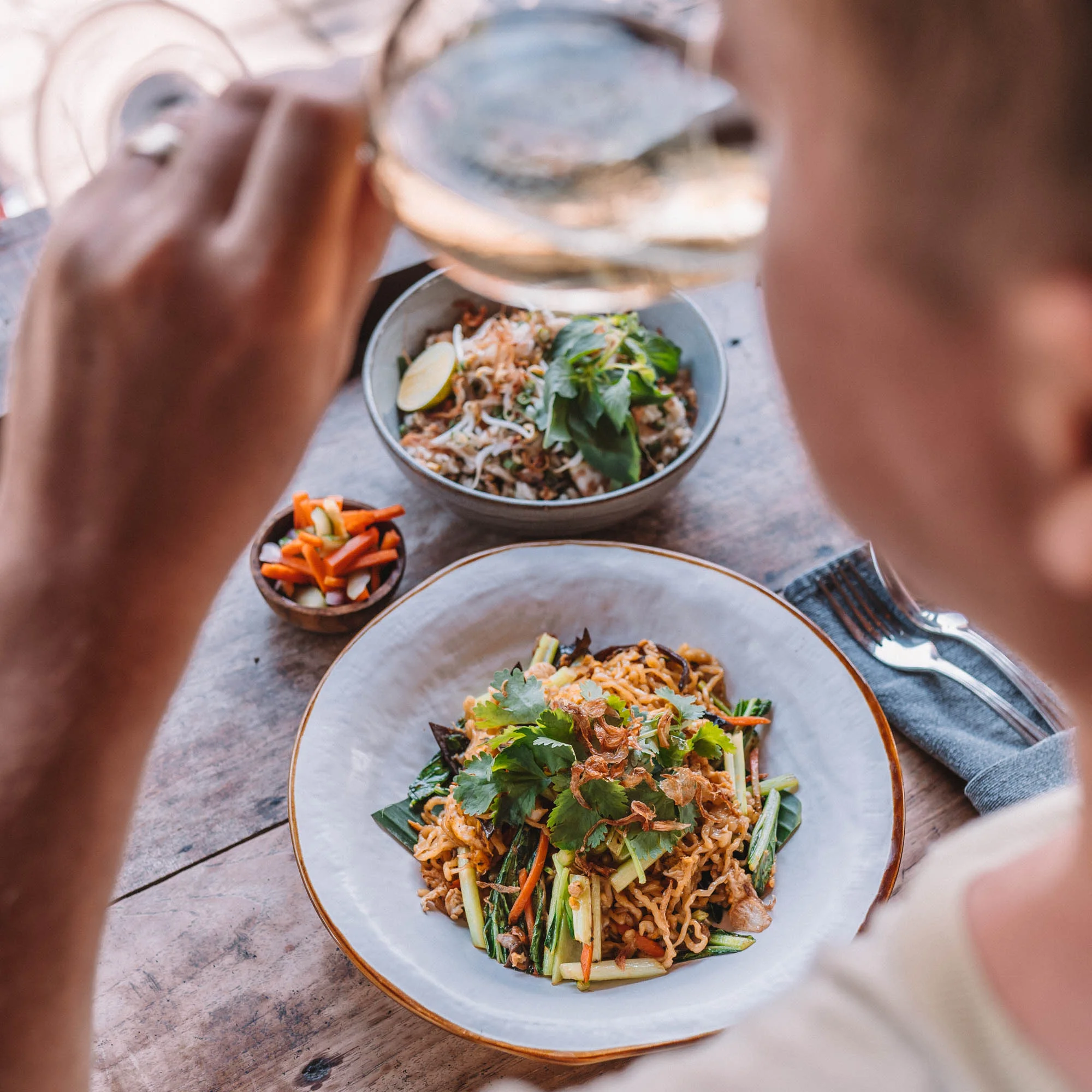 keira-mason-ulekan-restaurant-meal.jpg