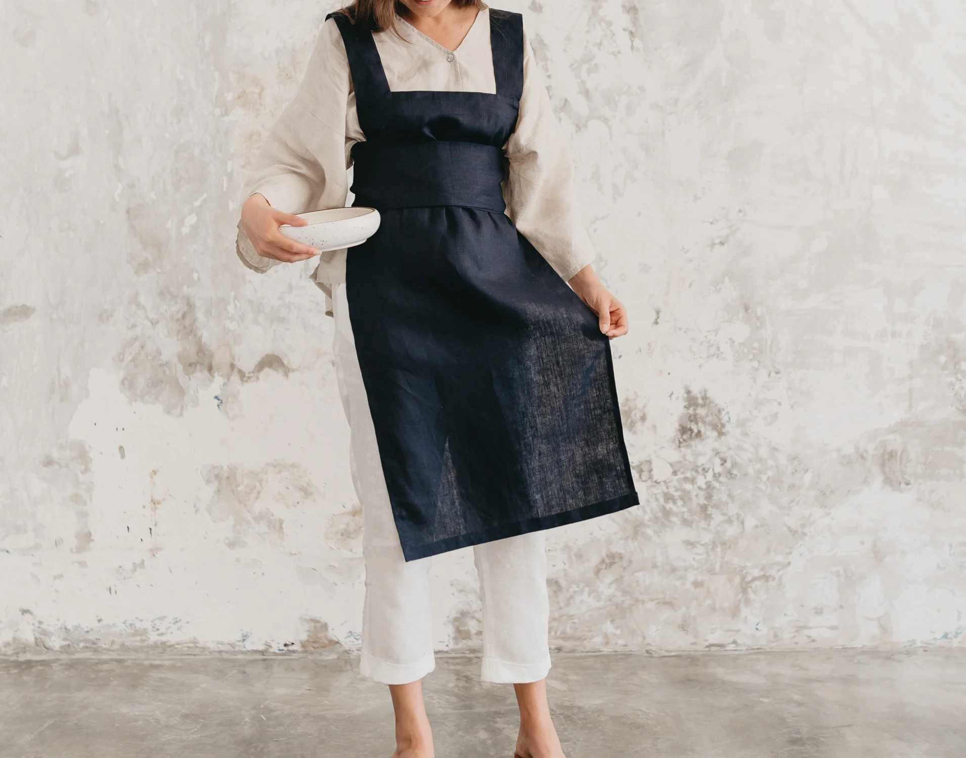 keira-mason-nowhere-and-everywhere-ethical-linen-apron.jpg