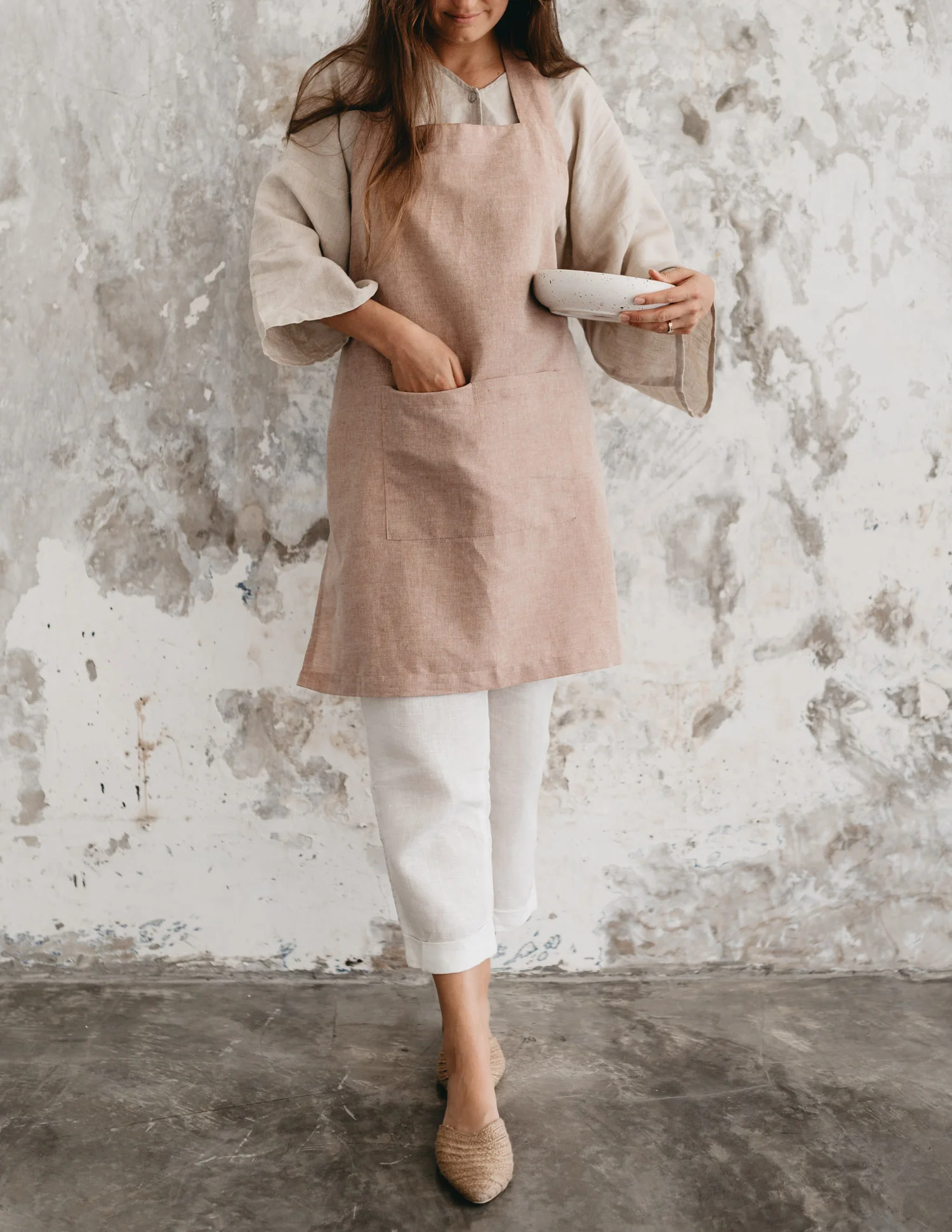 keira-mason-nowhere-and-everywhere-apron-linen-pockets.jpg