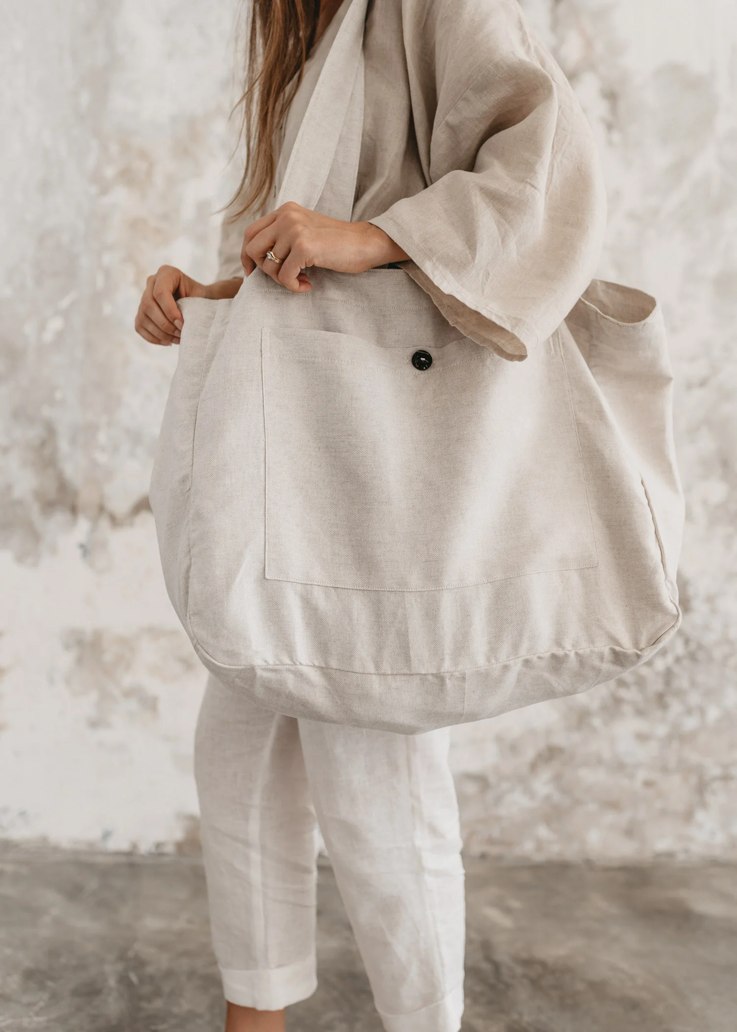 keira-mason-nowhere-and-everywhere-oversized-linen-bag.jpg