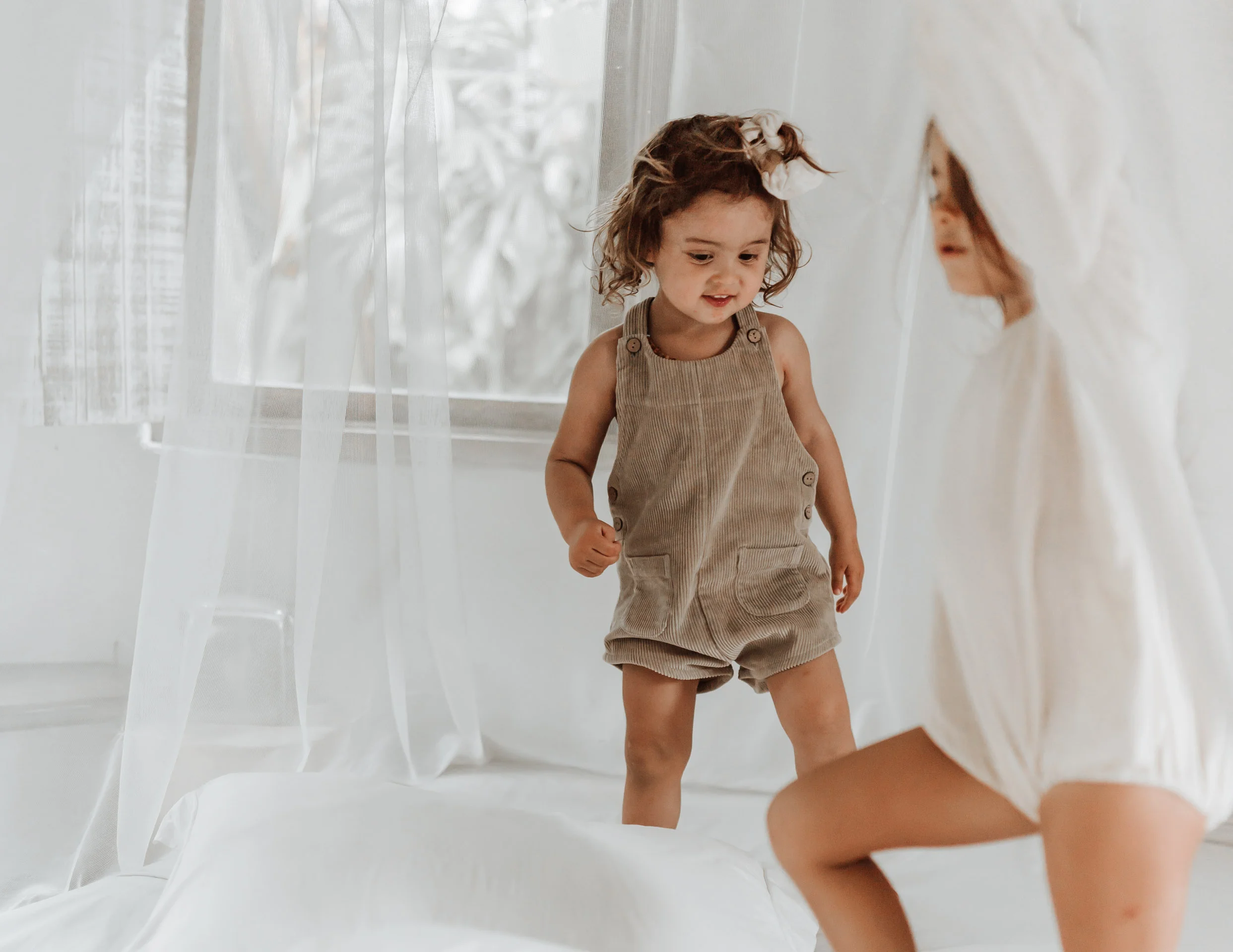 keira-mason-illoura-the-label-mornings-jumping-on-the-bed.jpg