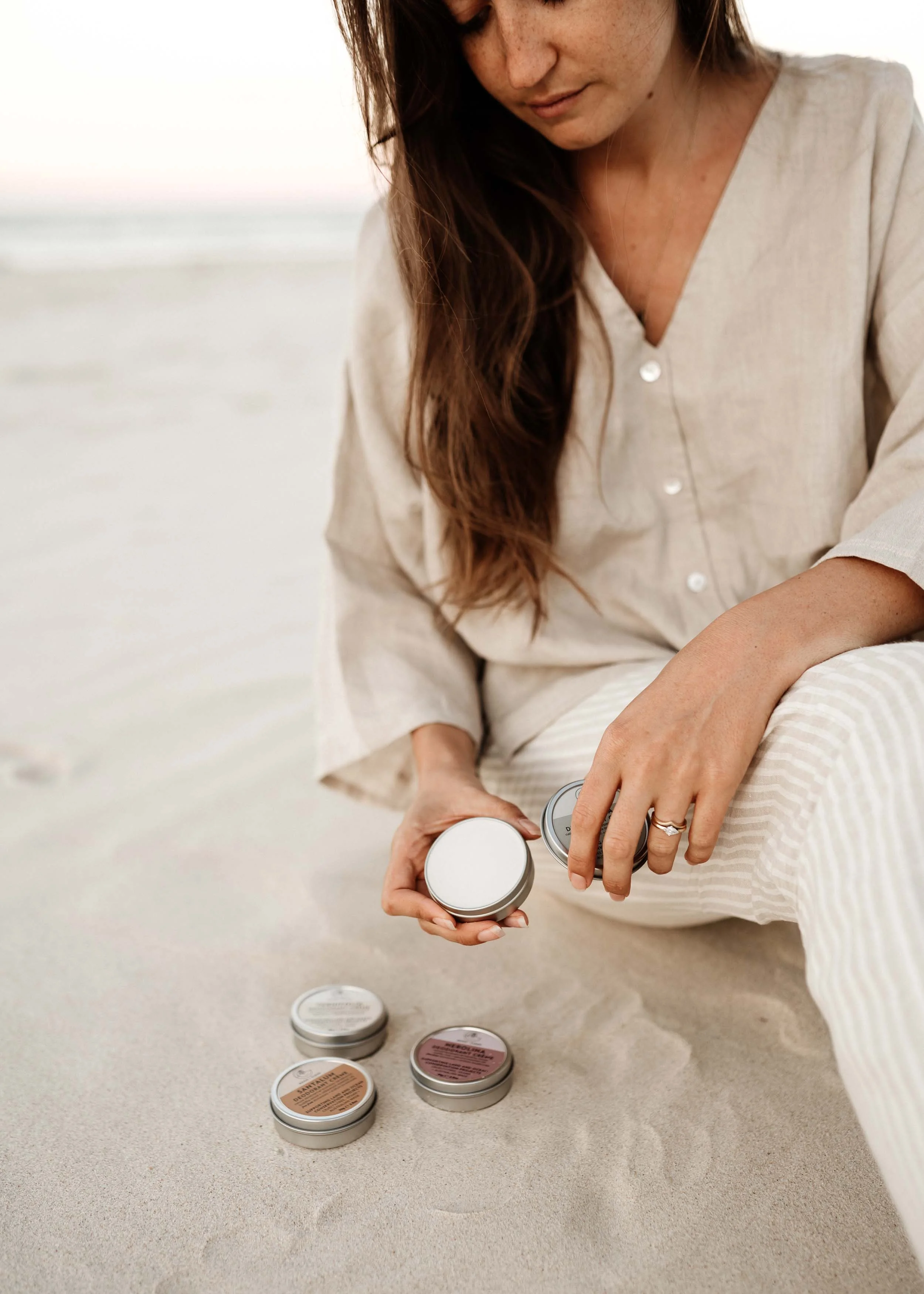 keira-mason-good-and-clean-testing-product-at-the-beach.jpg